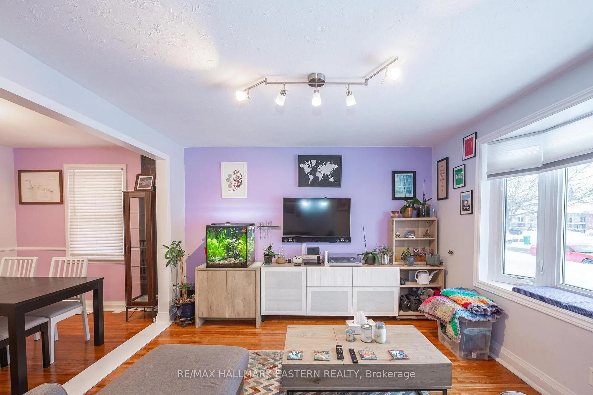 Photo 6 of 845 Gilbert Street, Peterborough, Northcrest Ward 5 — HOMEH