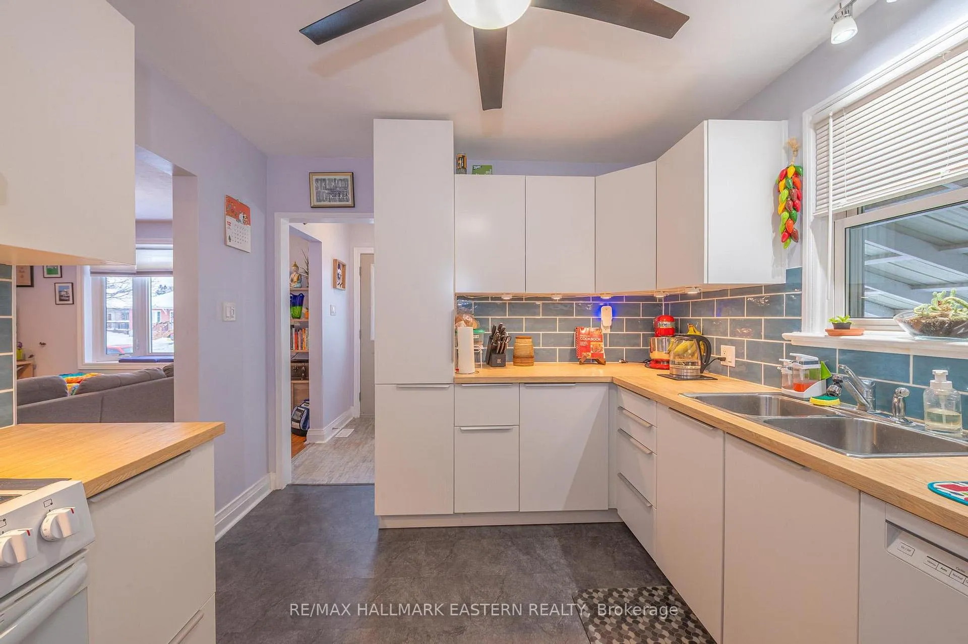 Photo 14 of 845 Gilbert Street, Peterborough, Northcrest Ward 5 — HOMEH