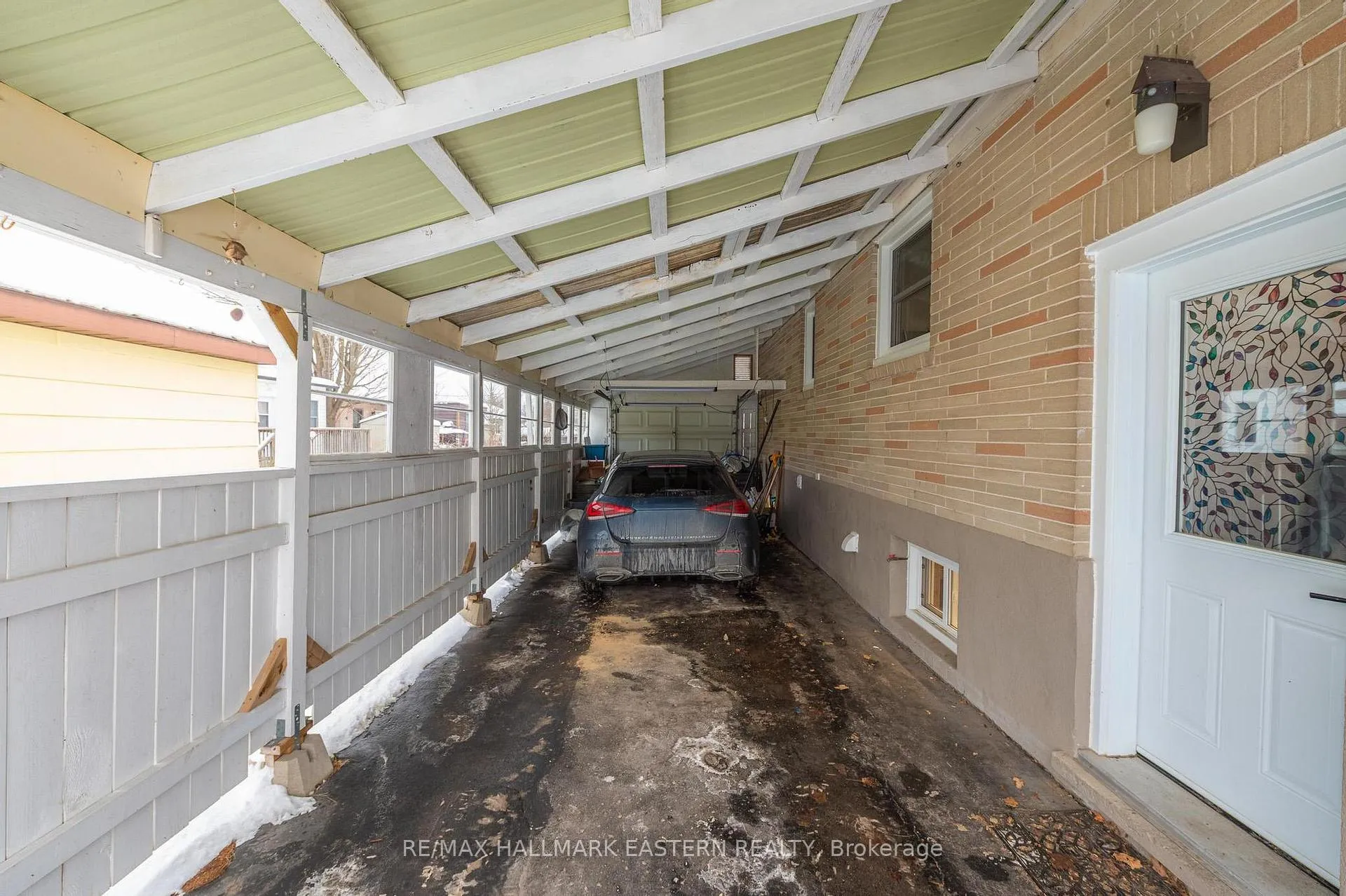 Photo 31 of 845 Gilbert Street, Peterborough, Northcrest Ward 5 — HOMEH