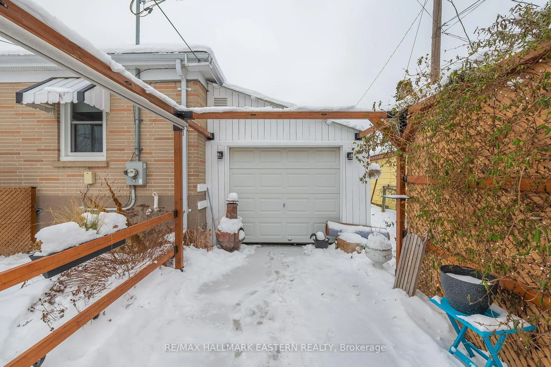 Photo 32 of 845 Gilbert Street, Peterborough, Northcrest Ward 5 — HOMEH