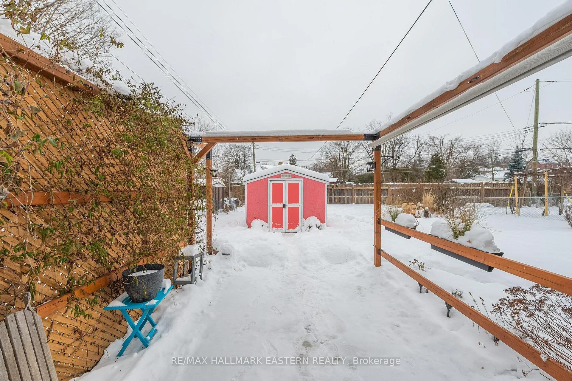 Photo 33 of 845 Gilbert Street, Peterborough, Northcrest Ward 5 — HOMEH
