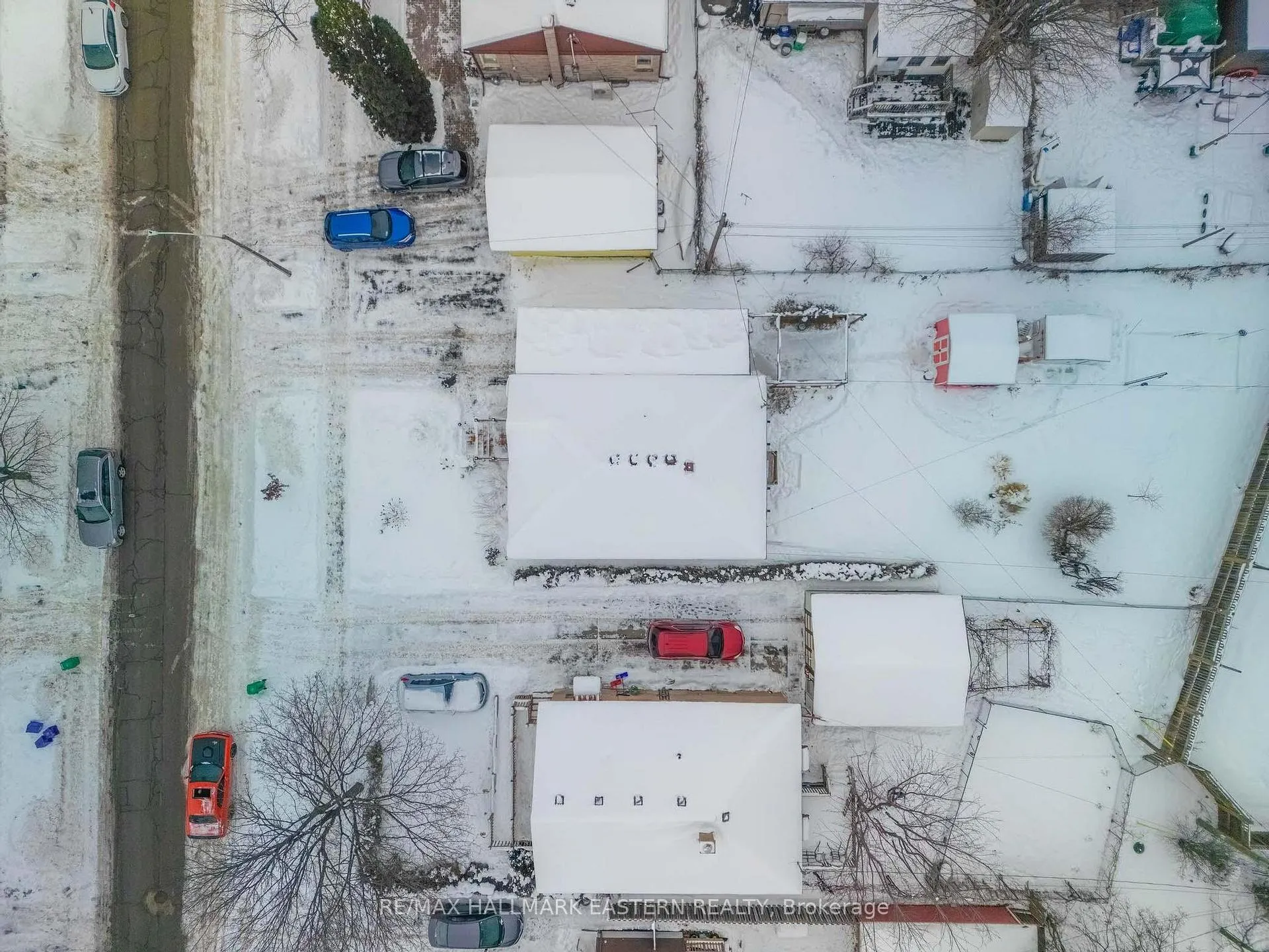 Photo 35 of 845 Gilbert Street, Peterborough, Northcrest Ward 5 — HOMEH