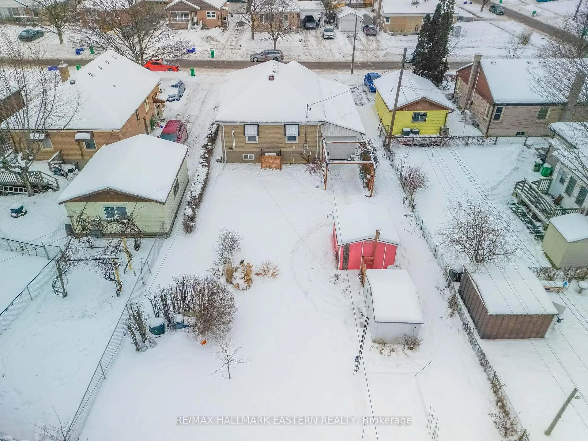 Photo 36 of 845 Gilbert Street, Peterborough, Northcrest Ward 5 — HOMEH