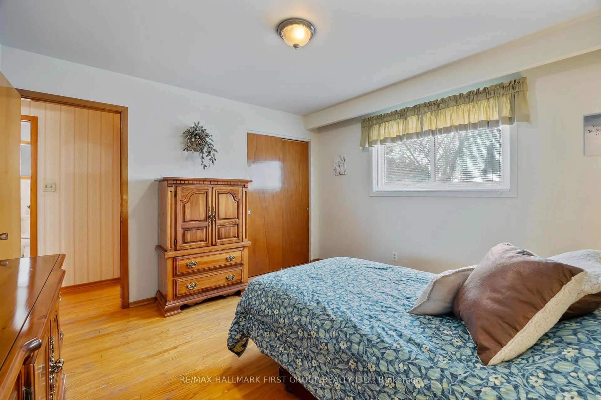 Photo 20 of 59 Seneca Avenue, Oshawa, Samac — HOMEH