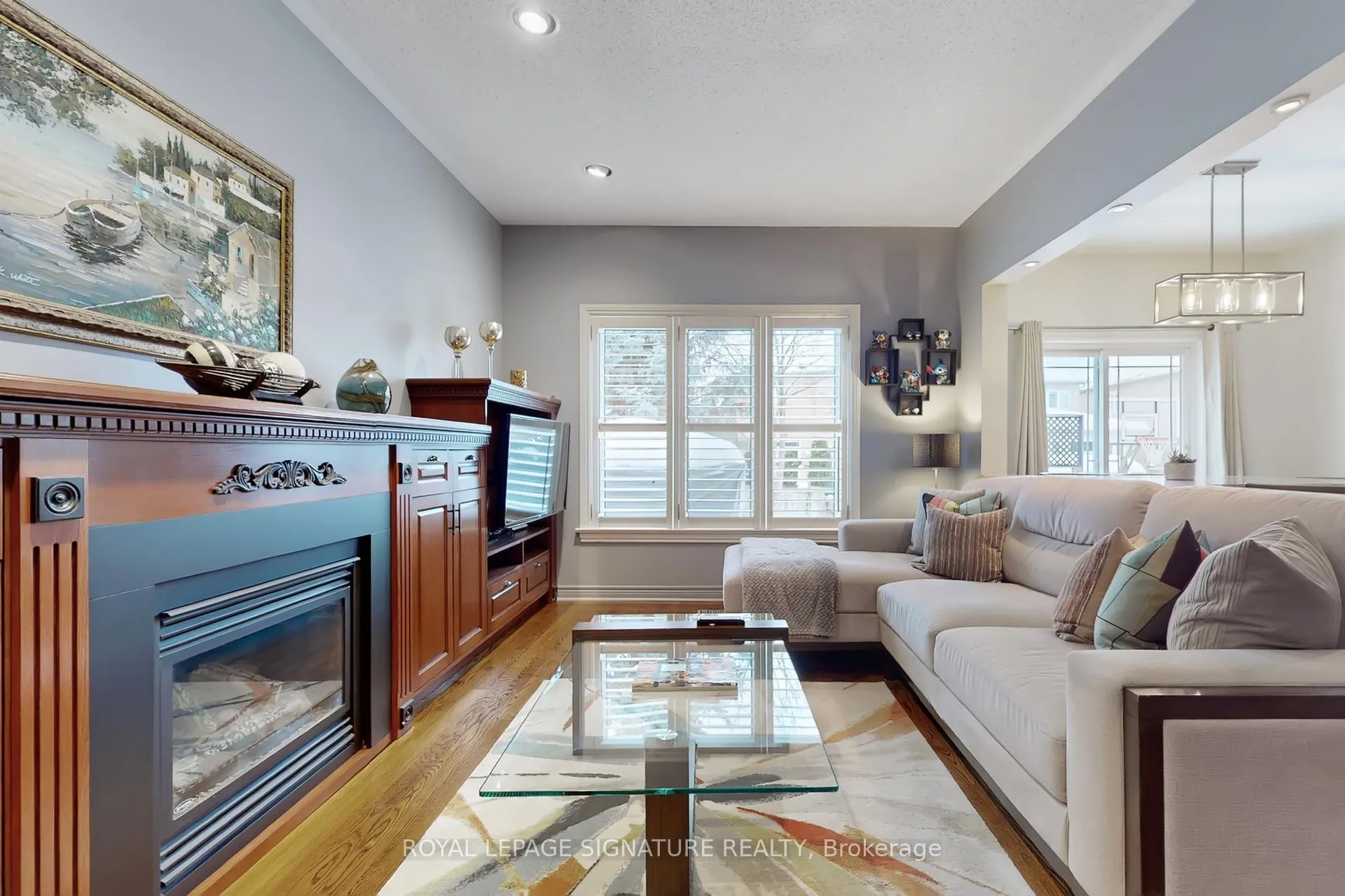 Photo 13 of 62 Legacy Drive, Markham, Legacy — HOMEH