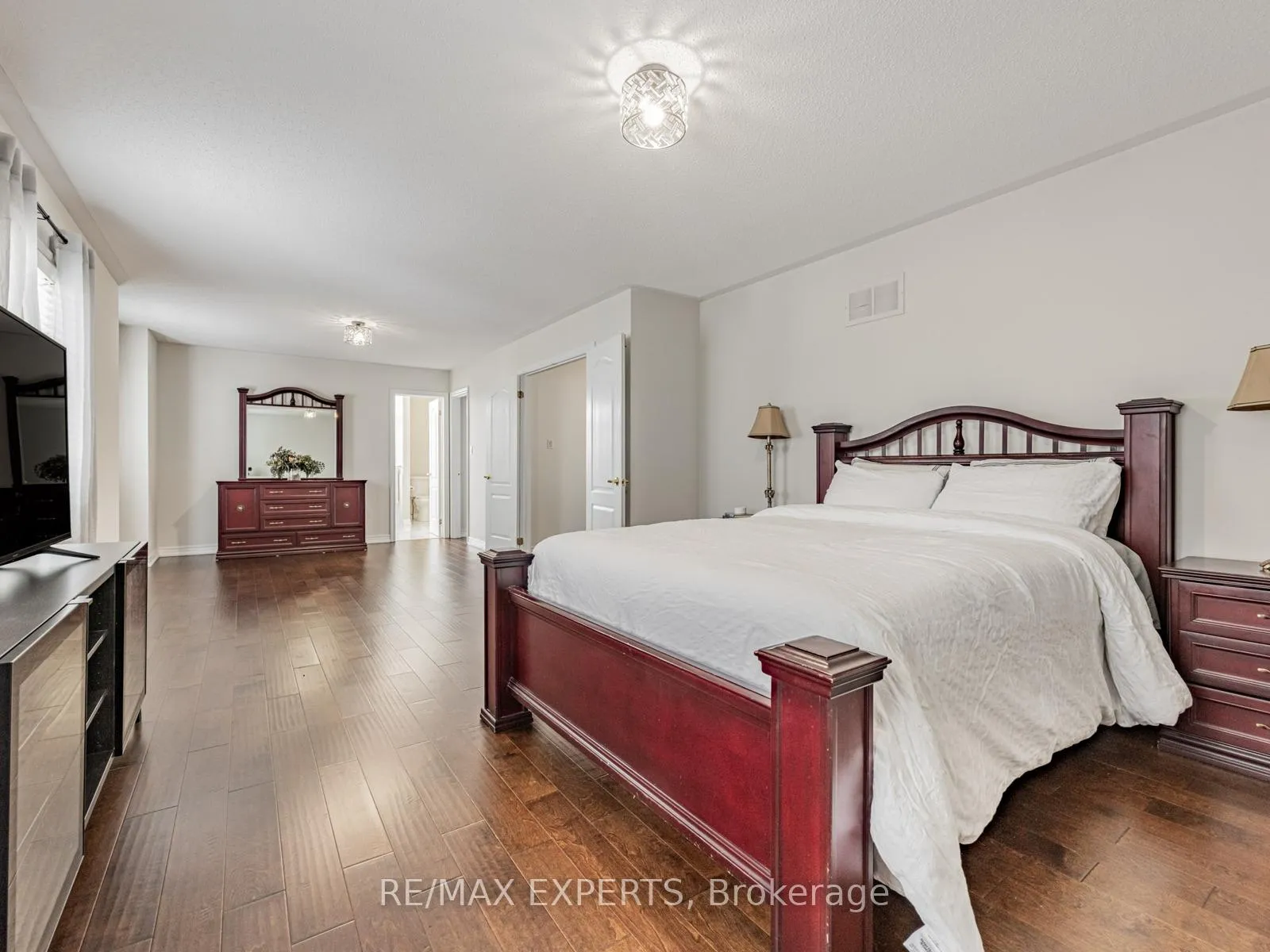 Photo 17 of 107 Saint Francis Avenue, Vaughan, Vellore Village — HOMEH