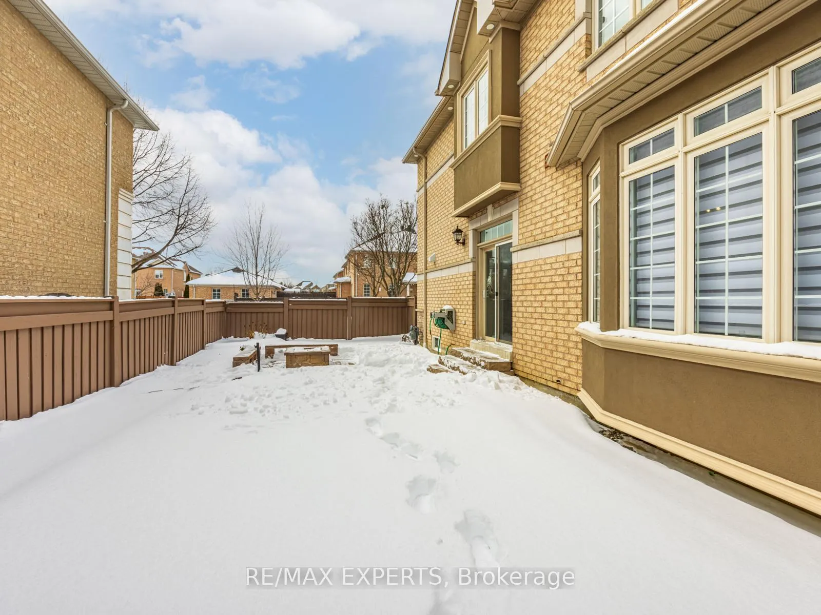 Photo 33 of 107 Saint Francis Avenue, Vaughan, Vellore Village — HOMEH