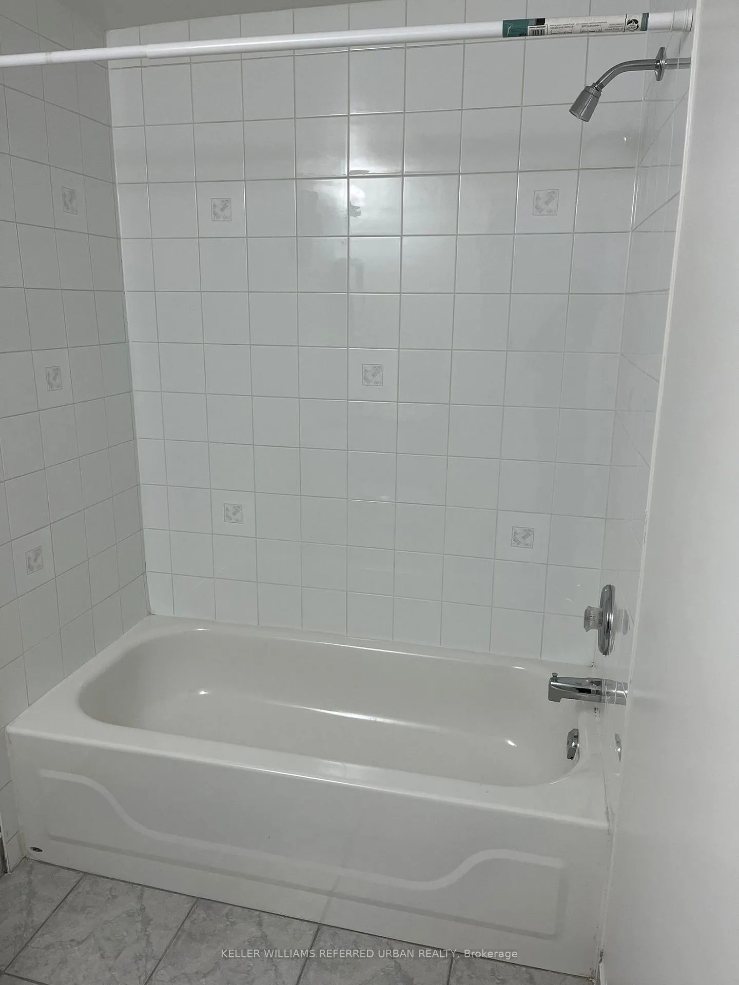 Photo 23 of Unit 2, 98 Frontenac Avenue, Toronto, Bedford Park-Nortown — HOMEH