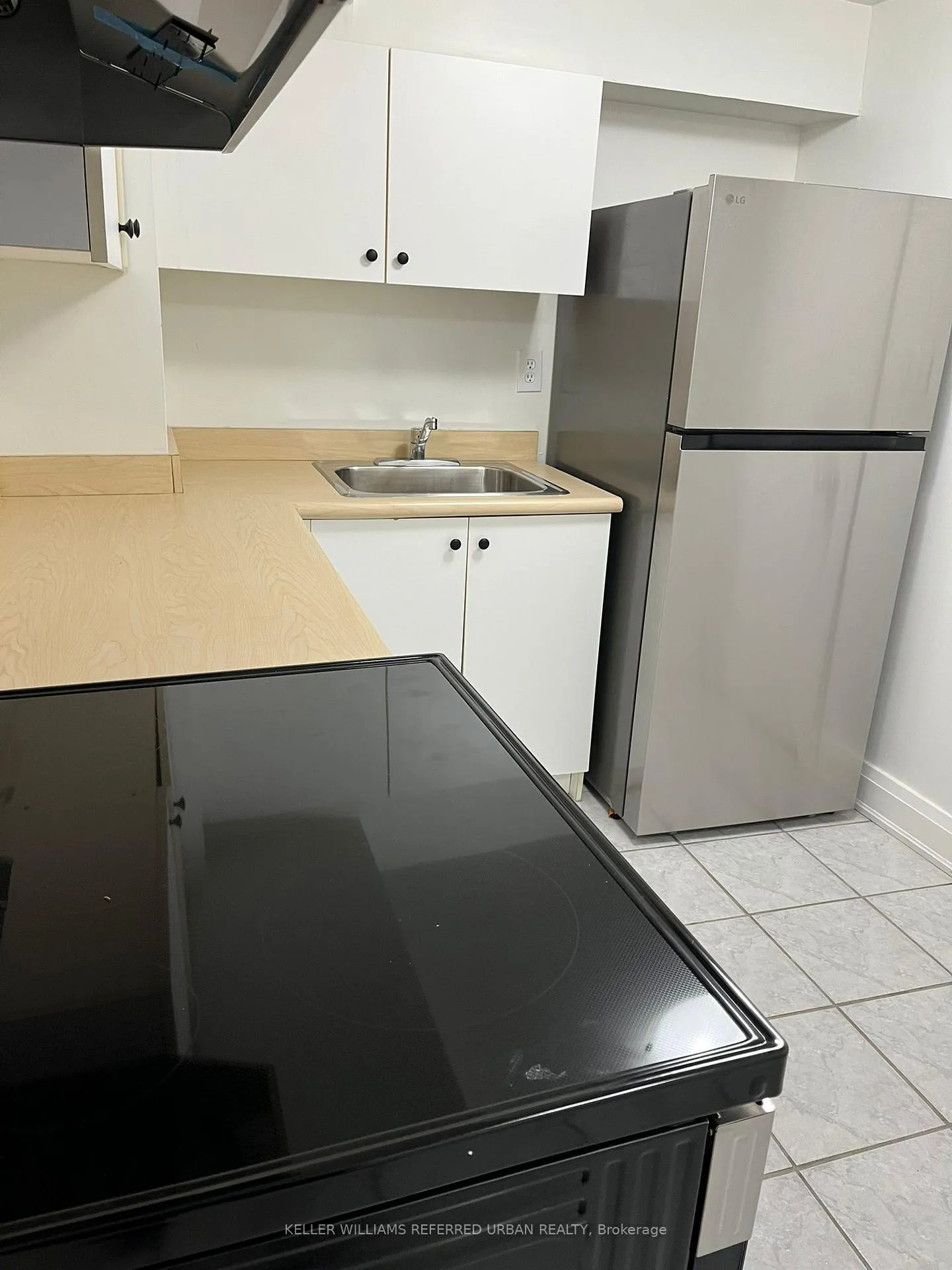 Photo 26 of Unit 2, 98 Frontenac Avenue, Toronto, Bedford Park-Nortown — HOMEH