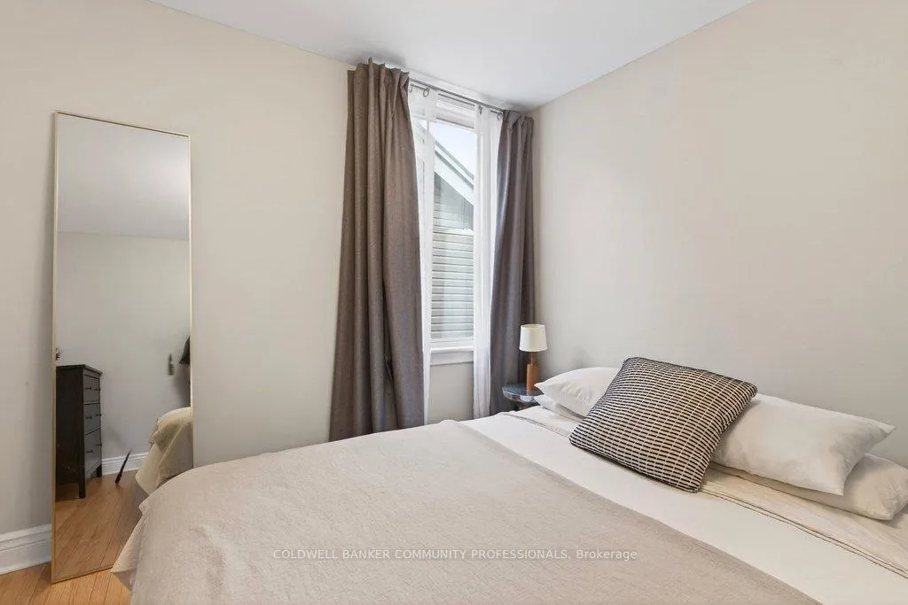 Photo 27 of 108 Rosslyn Avenue S, Hamilton, Delta — HOMEH