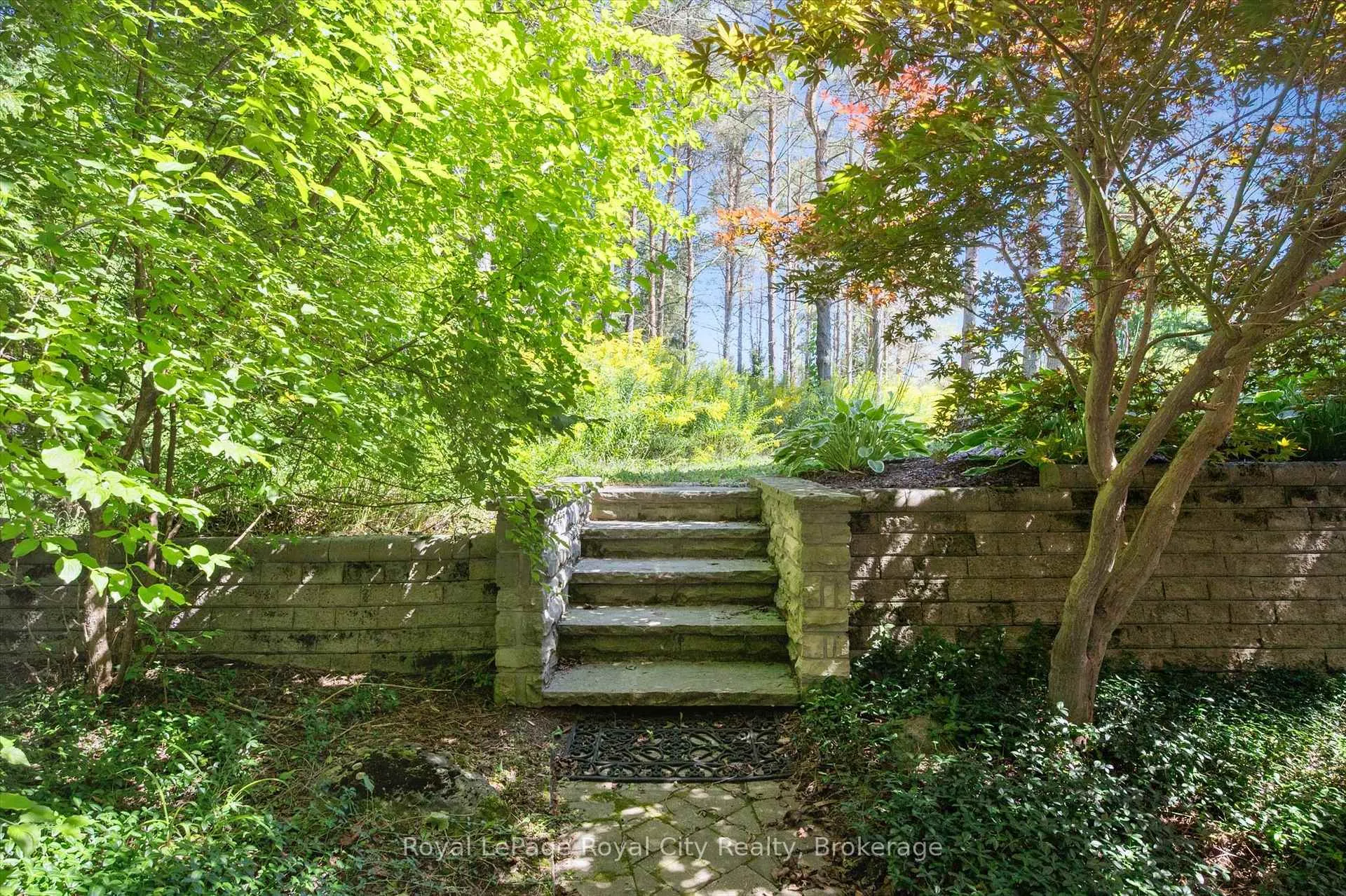 Photo 37 of 159 Carter Road, Puslinch, Rural Puslinch East — HOMEH