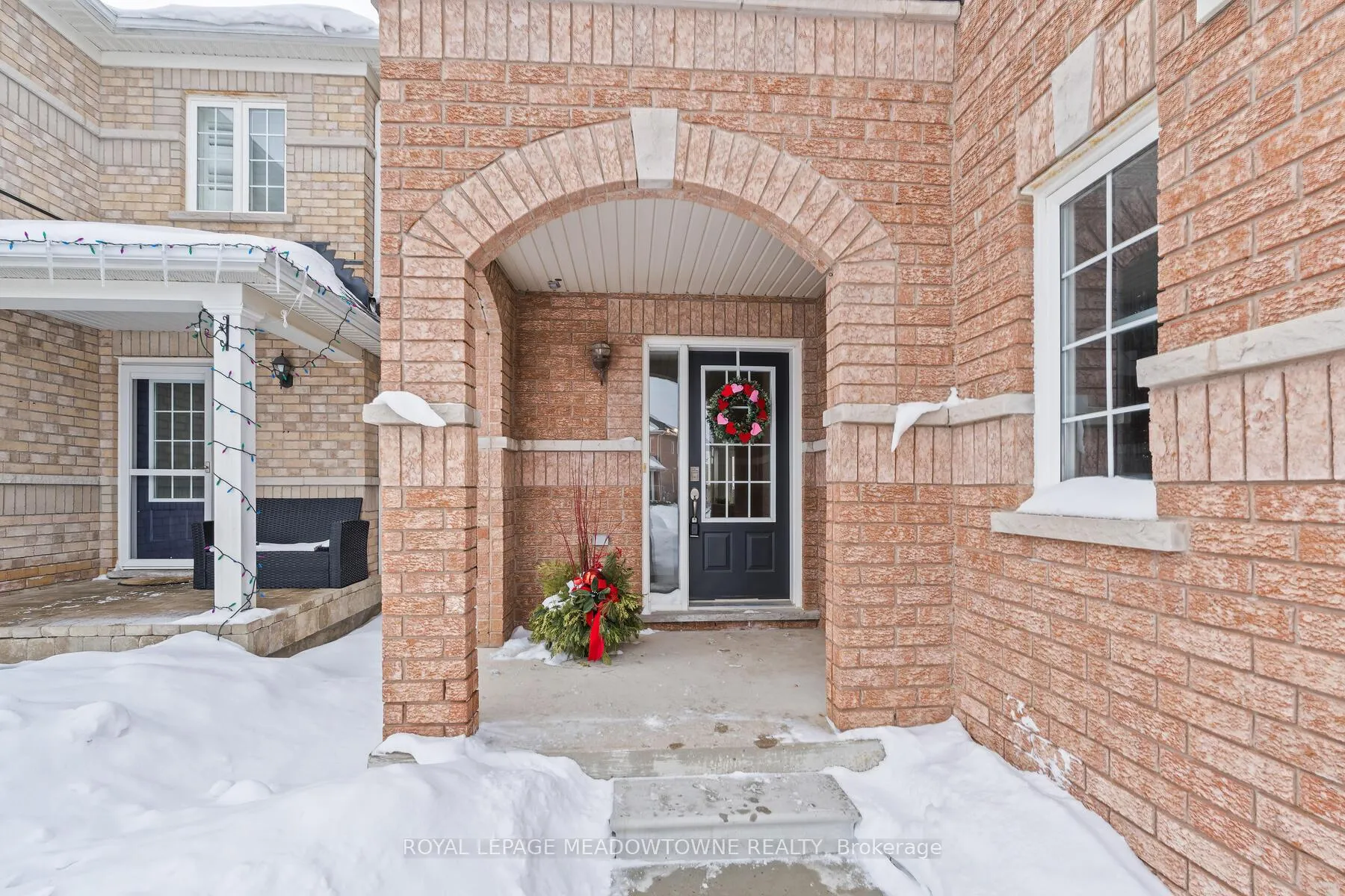 Photo 4 of 99 Snowberry Crescent, Halton Hills, Georgetown — HOMEH
