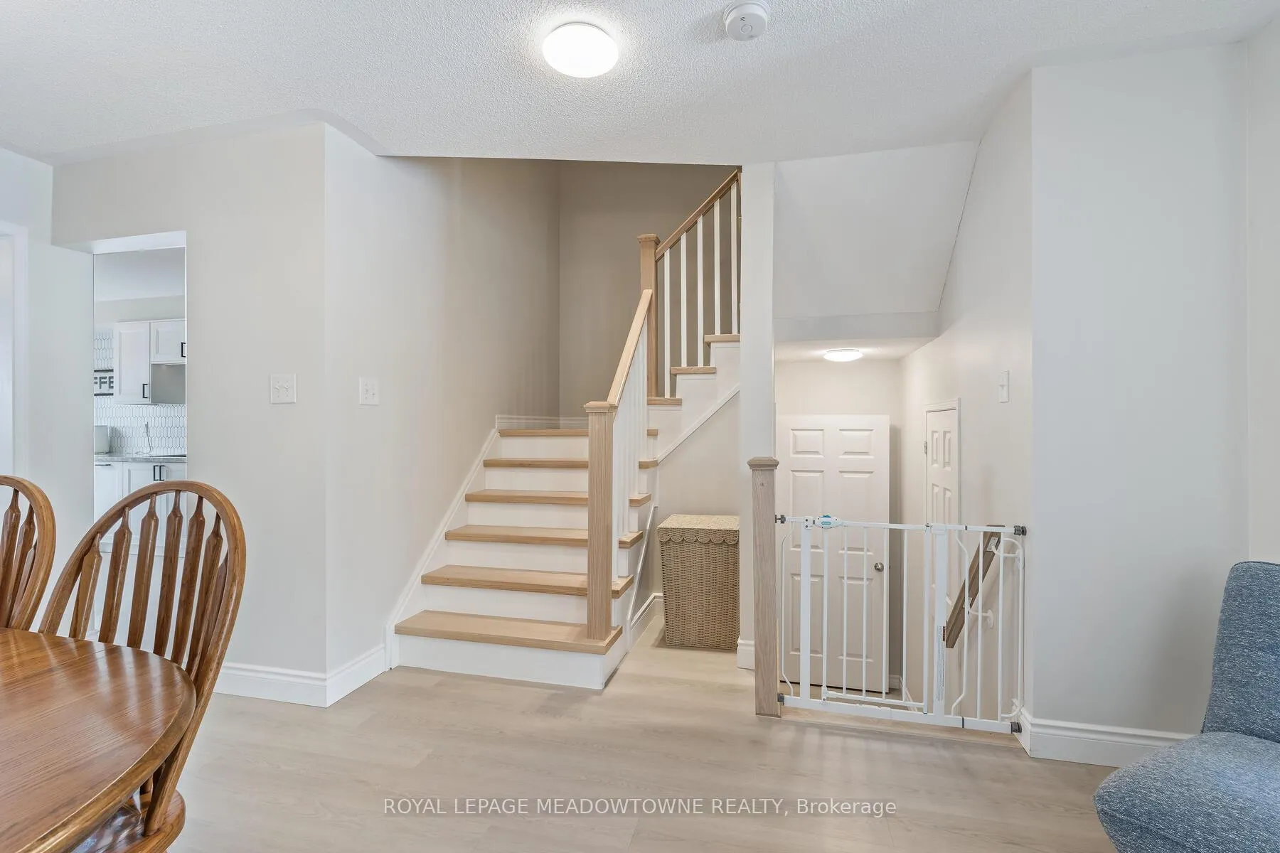 Photo 18 of 99 Snowberry Crescent, Halton Hills, Georgetown — HOMEH