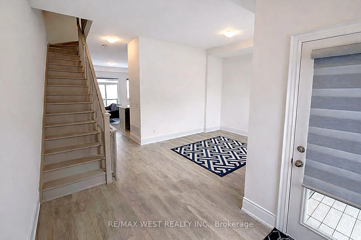 Photo 15 of 23 Paradox Street, Vaughan, Elder Mills — HOMEH