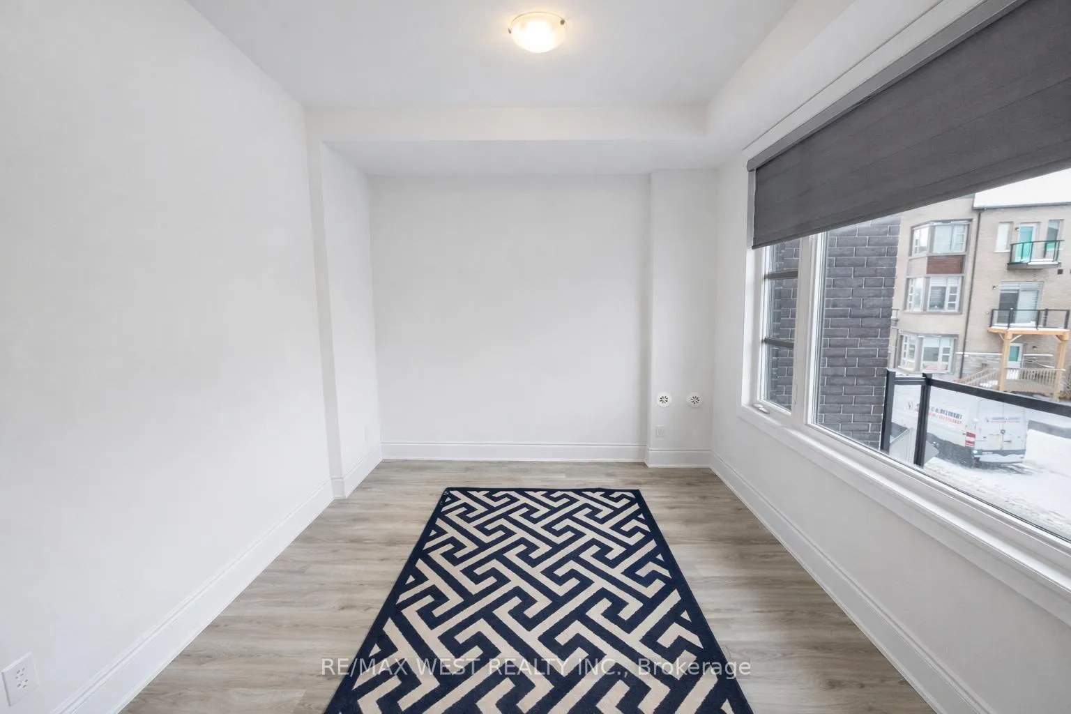 Photo 17 of 23 Paradox Street, Vaughan, Elder Mills — HOMEH