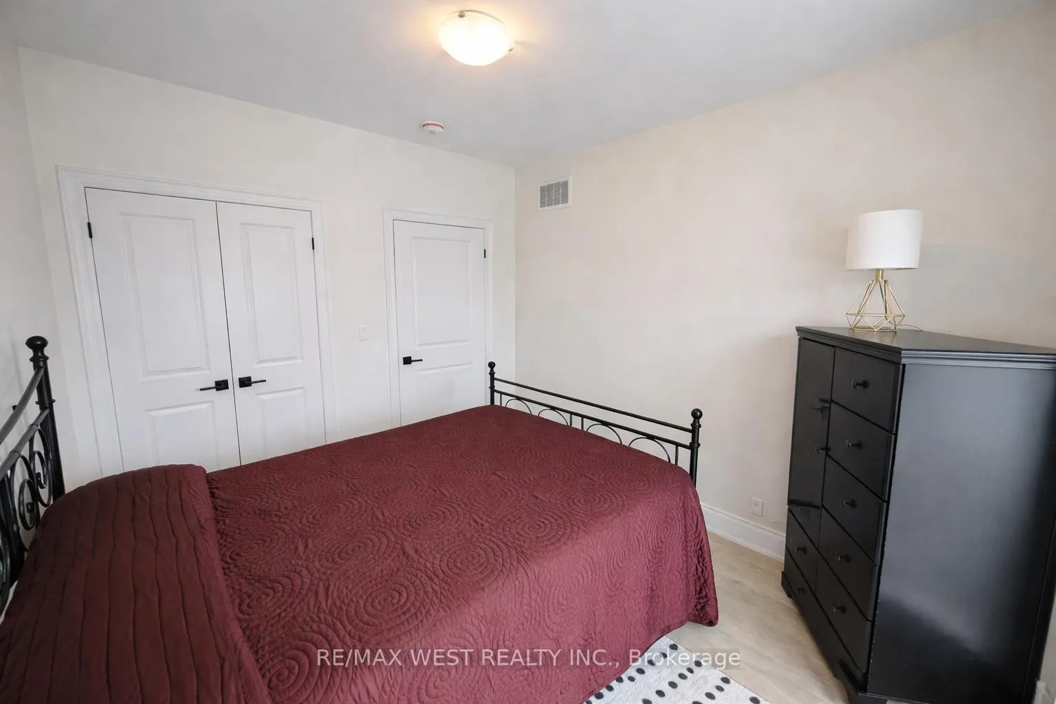 Photo 23 of 23 Paradox Street, Vaughan, Elder Mills — HOMEH