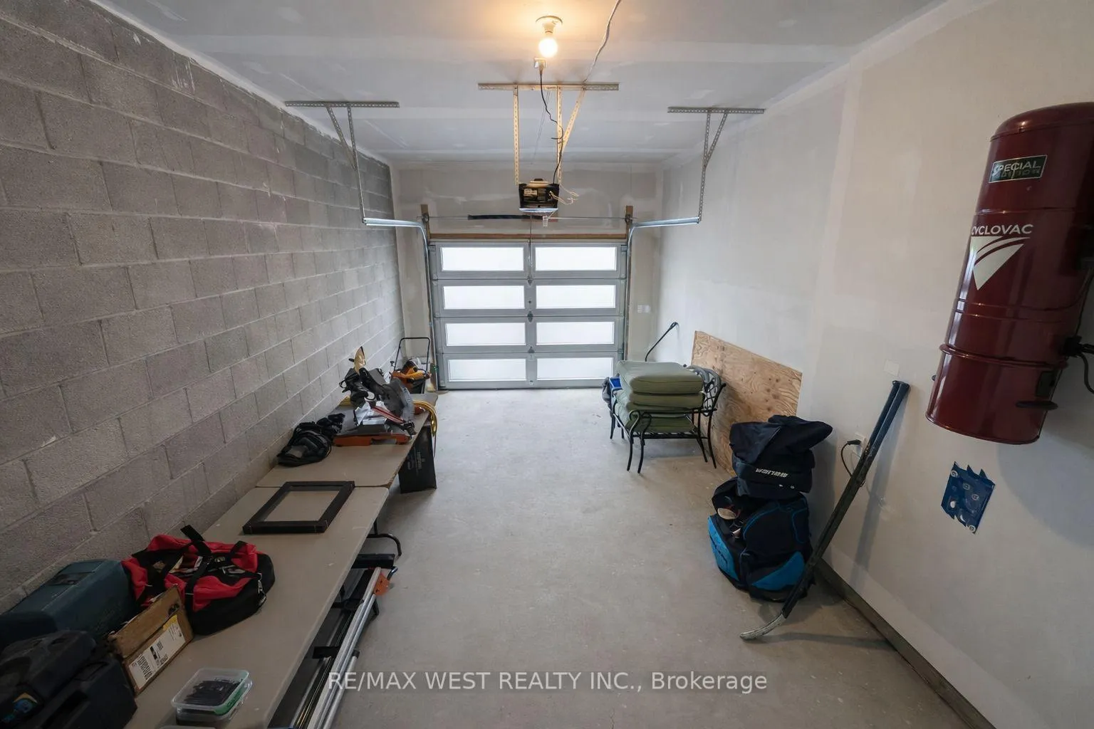 Photo 41 of 23 Paradox Street, Vaughan, Elder Mills — HOMEH