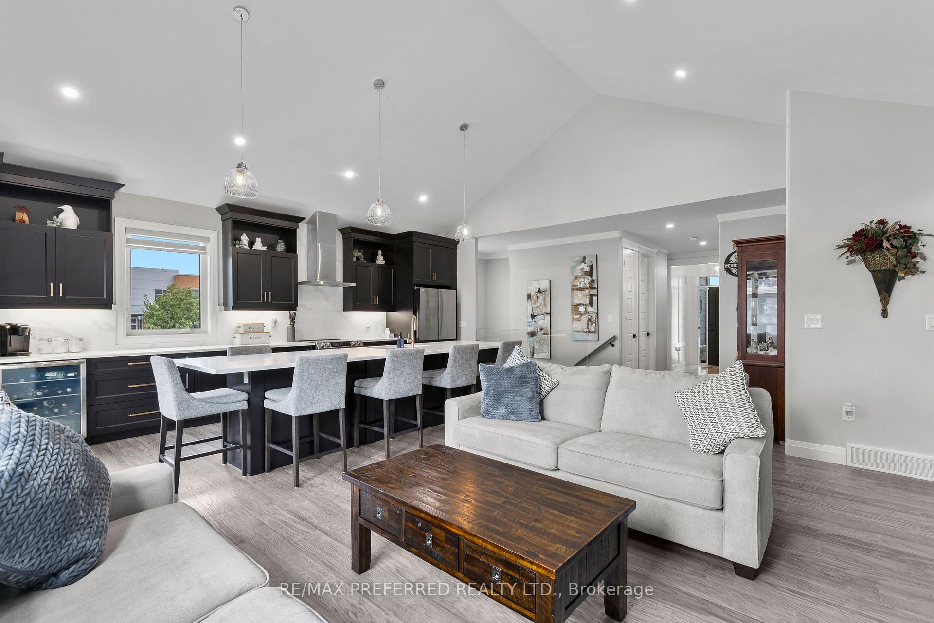 Photo 7 of 382 Matese Road, Lakeshore — HOMEH