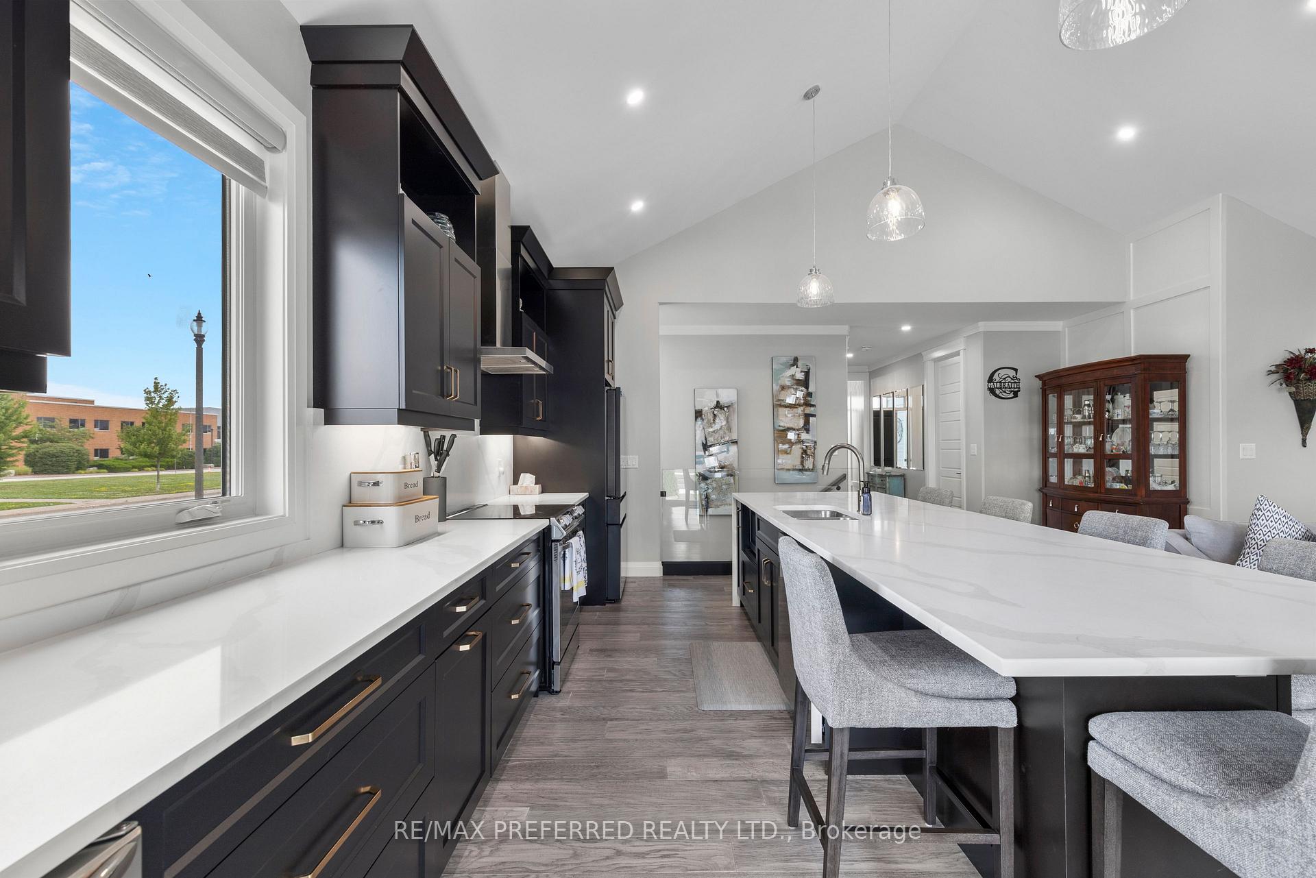 Photo 11 of 382 Matese Road, Lakeshore — HOMEH