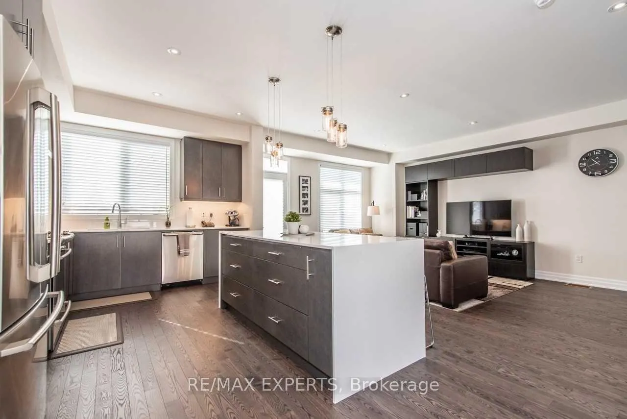Photo 27 of 37 Juneau Street, Vaughan, East Woodbridge — HOMEH