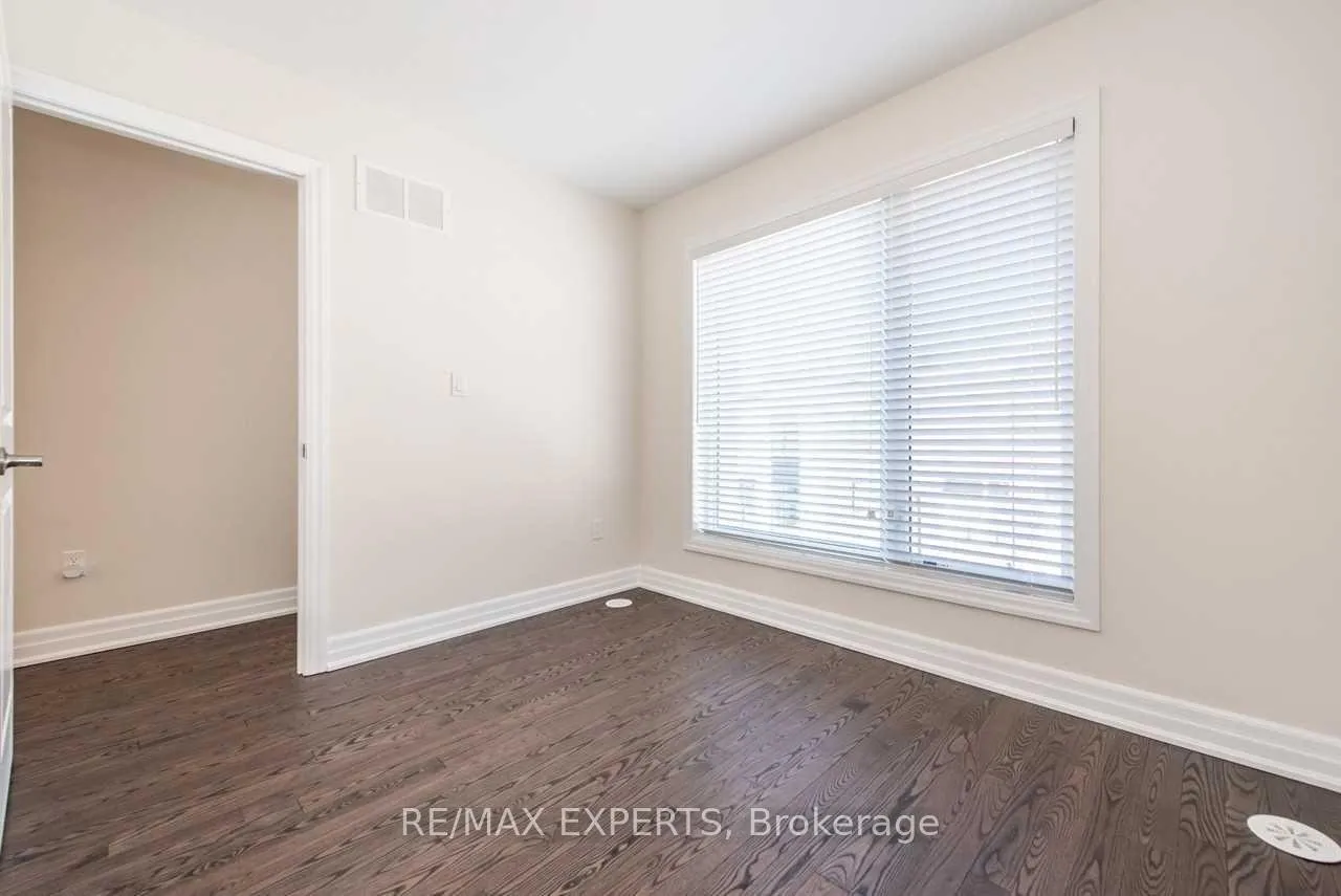 Photo 38 of 37 Juneau Street, Vaughan, East Woodbridge — HOMEH