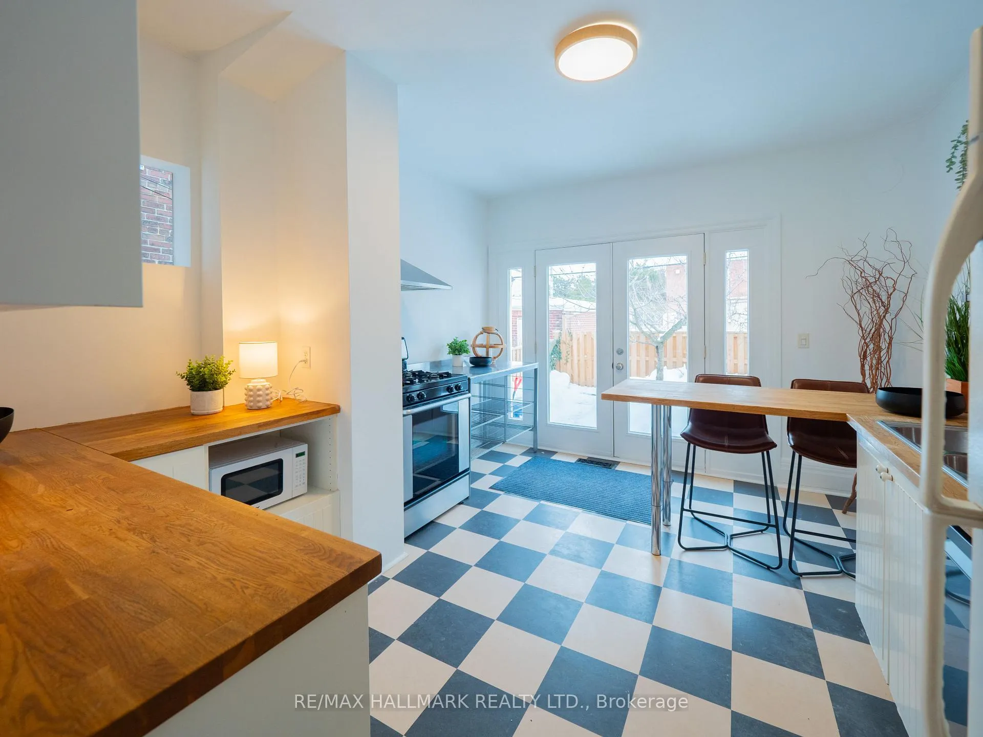 Photo 10 of 42 Garnock Avenue, Toronto, North Riverdale — HOMEH