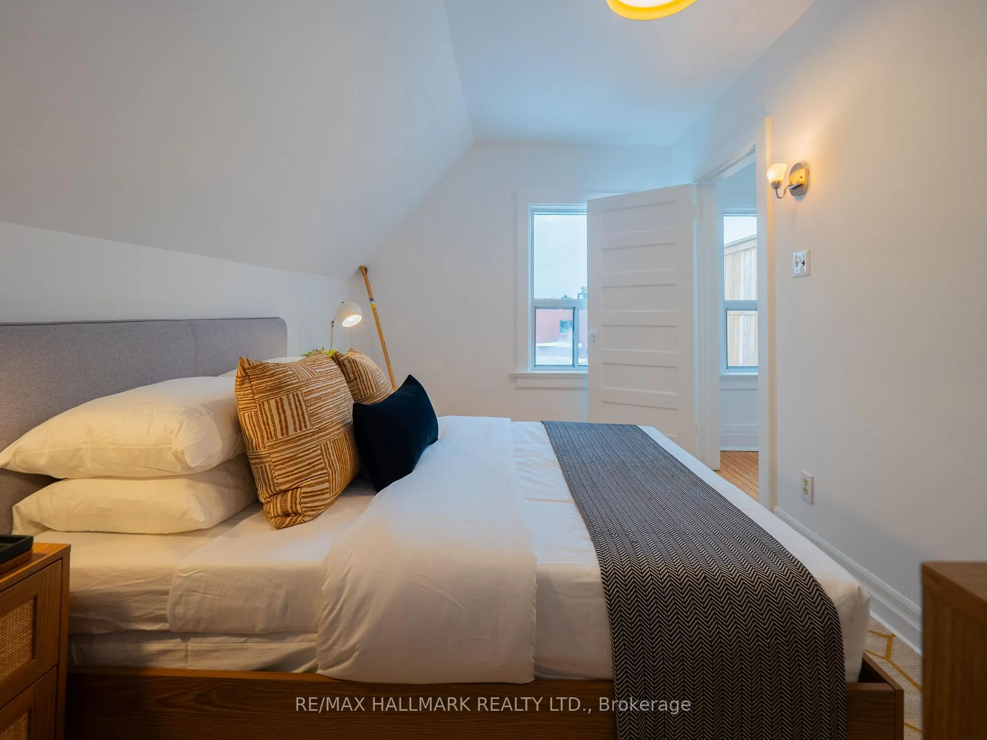Photo 28 of 42 Garnock Avenue, Toronto, North Riverdale — HOMEH