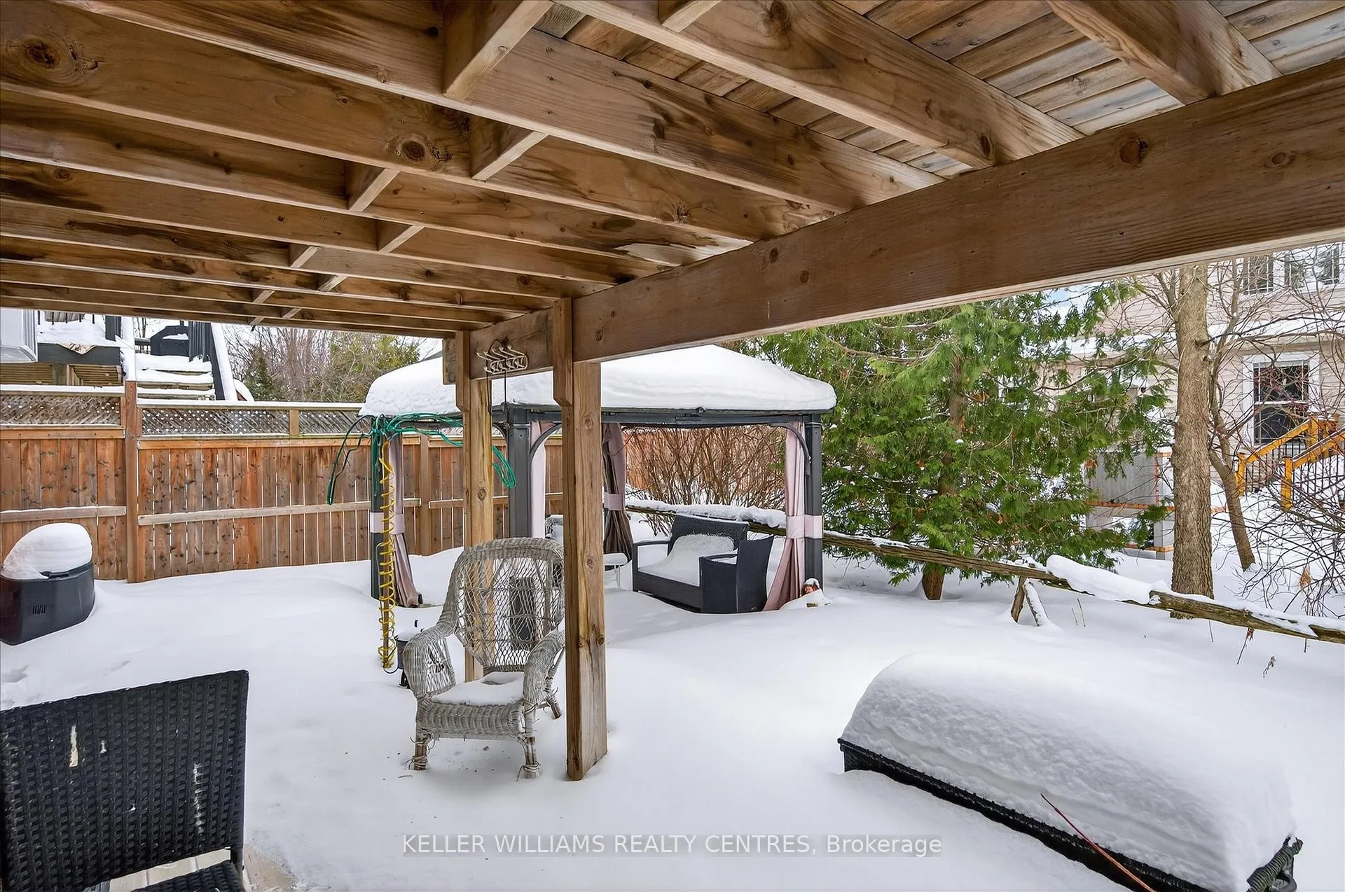 Photo 34 of 186 bowen Drive, Peterborough, Northcrest Ward 5 — HOMEH