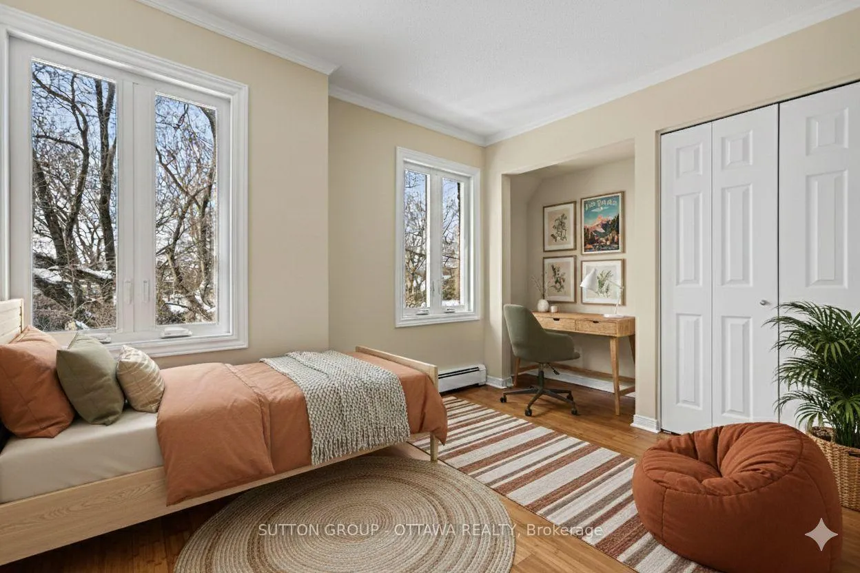 Photo 17 of 207 Mart Circle, Ottawa, Manor Park — HOMEH