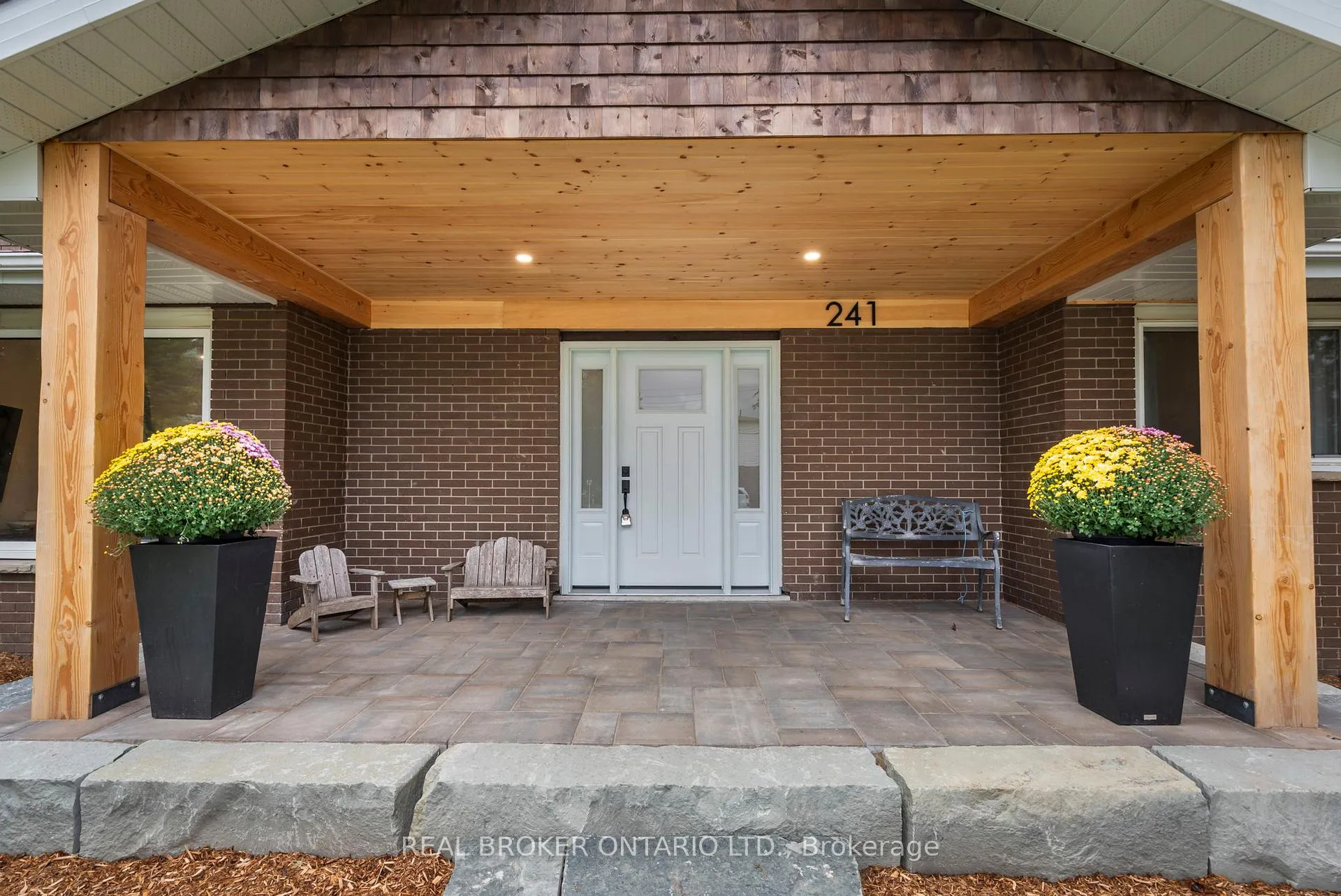 Photo 4 of 241 Maple Street, Uxbridge — HOMEH