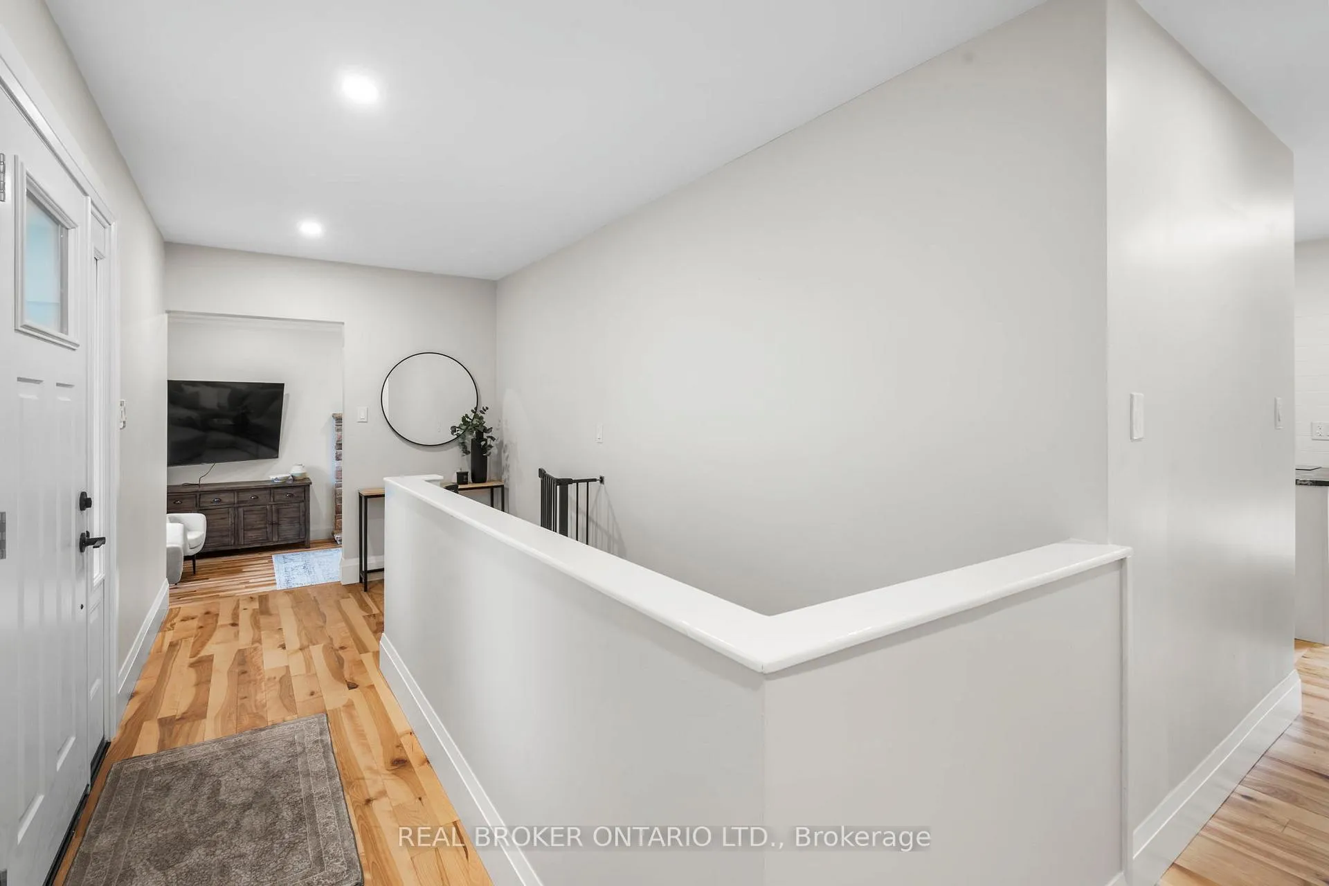 Photo 7 of 241 Maple Street, Uxbridge — HOMEH