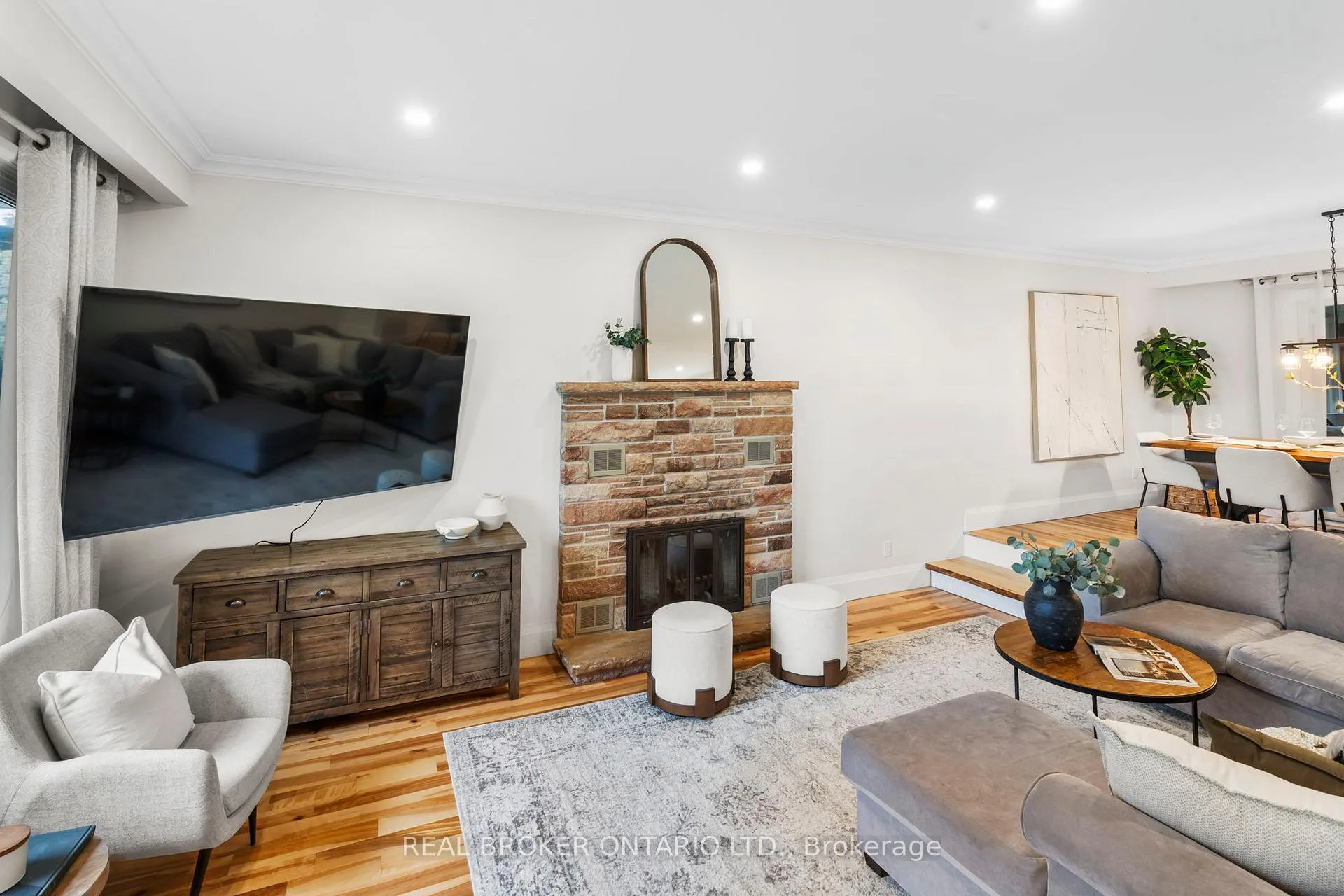 Photo 9 of 241 Maple Street, Uxbridge — HOMEH