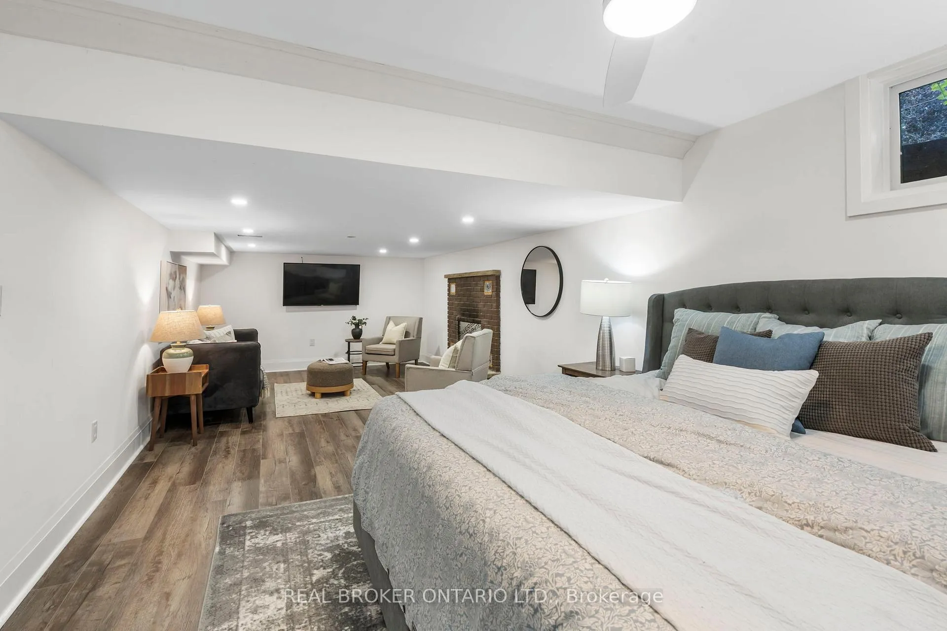 Photo 34 of 241 Maple Street, Uxbridge — HOMEH