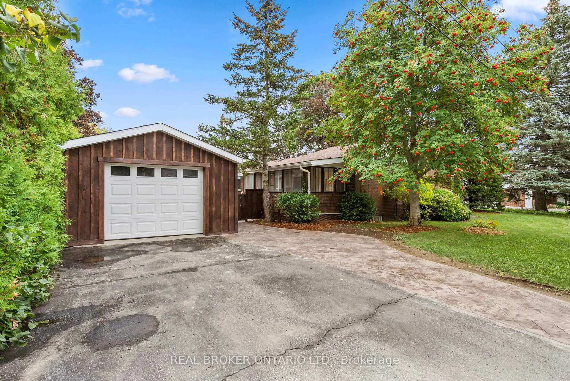 Photo 42 of 241 Maple Street, Uxbridge — HOMEH