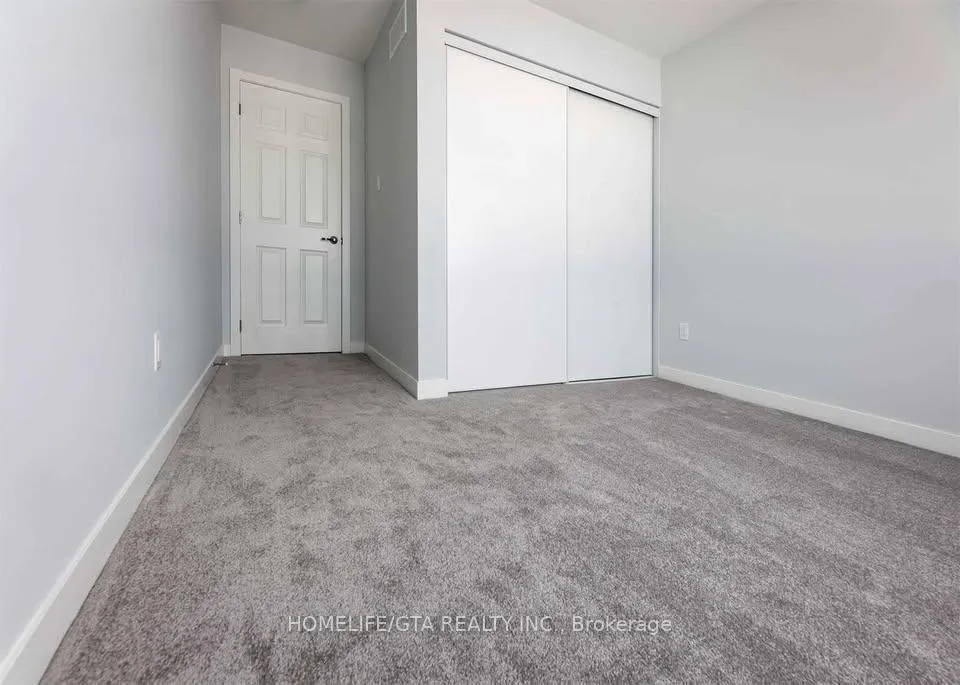 Photo 2 of 310 Parallax Private, Ottawa, Barrhaven - Half Moon Bay — HOMEH