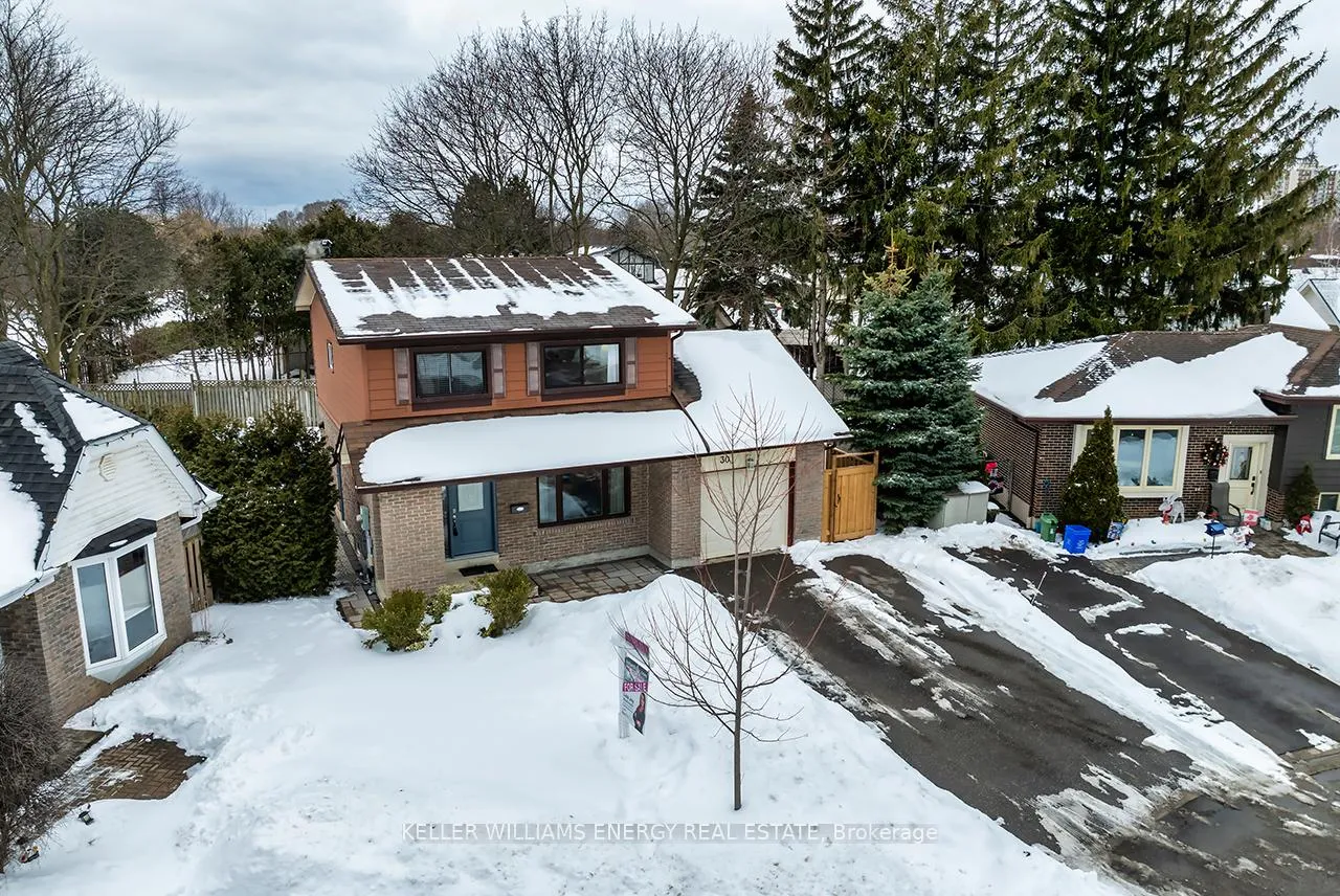 Photo 1 of 30 Glenmount Court, Whitby, Lynde Creek — HOMEH