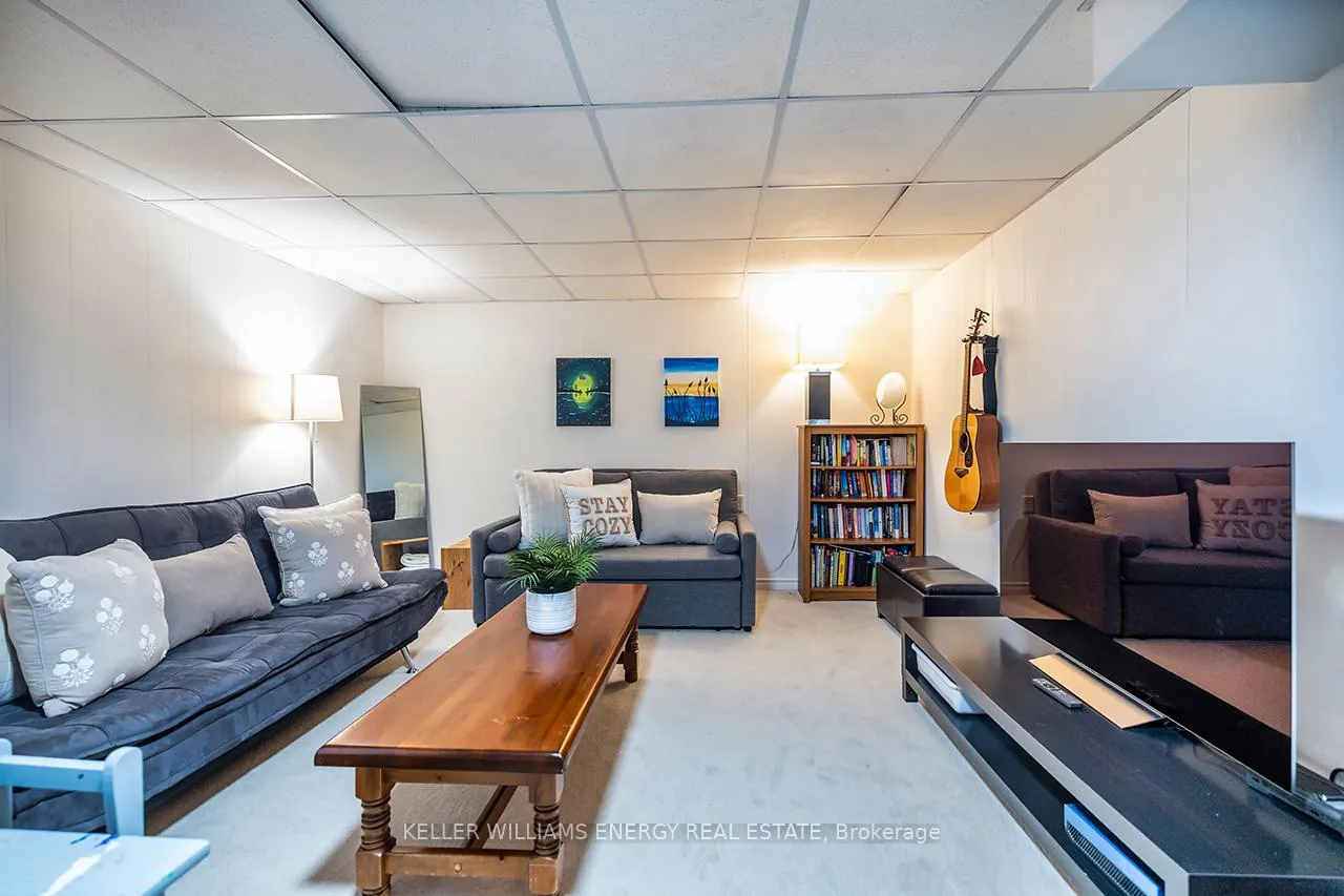 Photo 26 of 30 Glenmount Court, Whitby, Lynde Creek — HOMEH