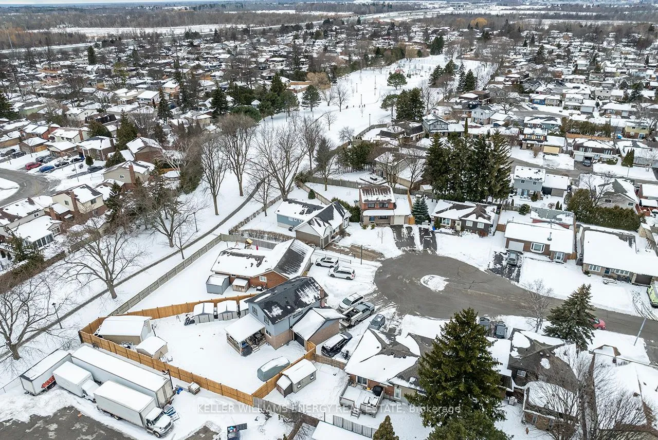 Photo 28 of 30 Glenmount Court, Whitby, Lynde Creek — HOMEH