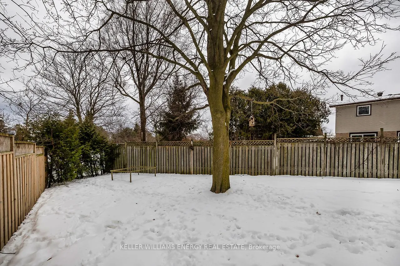 Photo 31 of 30 Glenmount Court, Whitby, Lynde Creek — HOMEH
