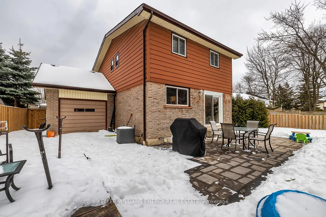 Photo 35 of 30 Glenmount Court, Whitby, Lynde Creek — HOMEH