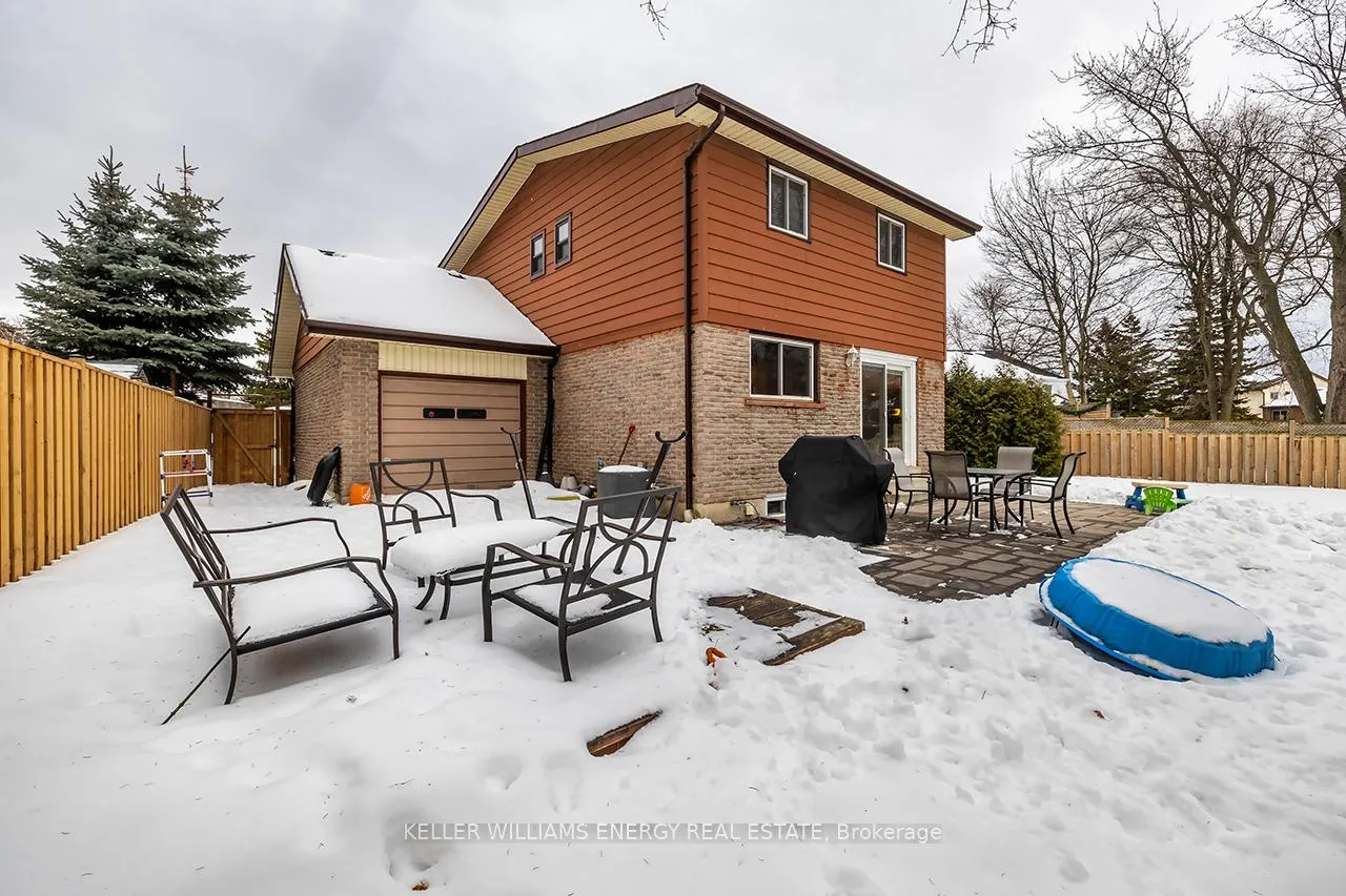 Photo 36 of 30 Glenmount Court, Whitby, Lynde Creek — HOMEH
