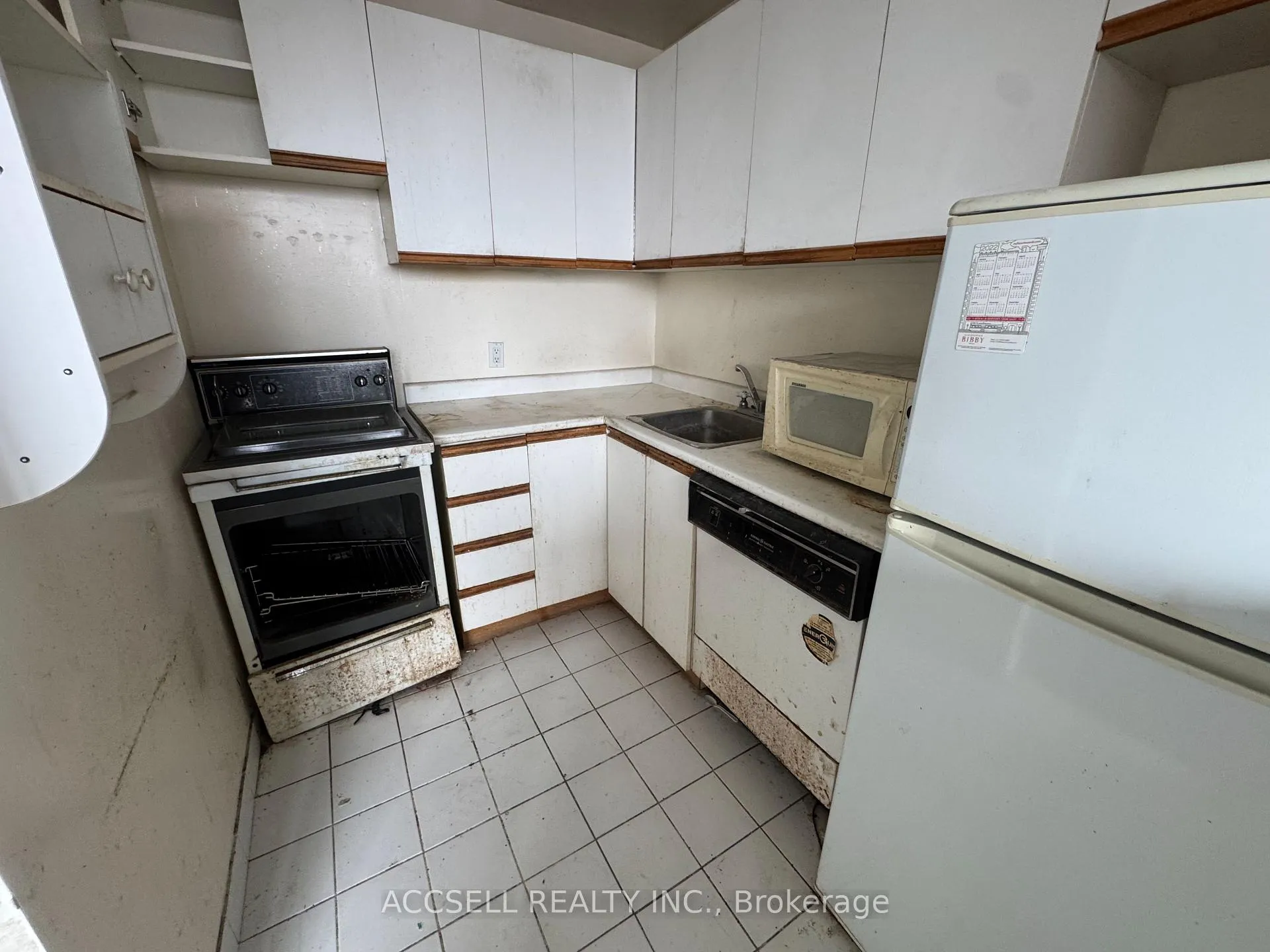 Photo 6 of Unit 1104, 914 yonge Street, Toronto, The Annex — HOMEH