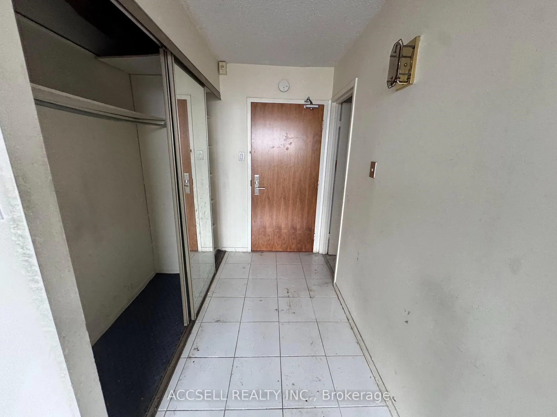 Photo 7 of Unit 1104, 914 yonge Street, Toronto, The Annex — HOMEH