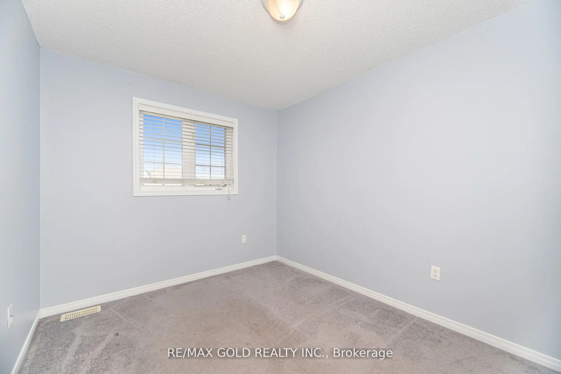 Photo 24 of 1377 Benson Street, Innisfil, Alcona — HOMEH