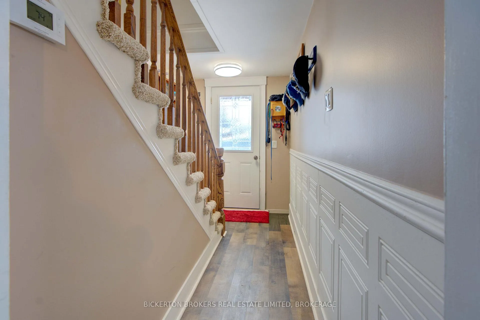 Photo 7 of 85 Elm Street, Gananoque — HOMEH