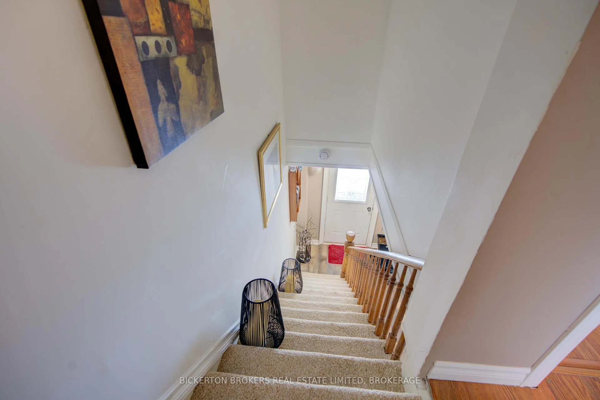 Photo 16 of 85 Elm Street, Gananoque — HOMEH