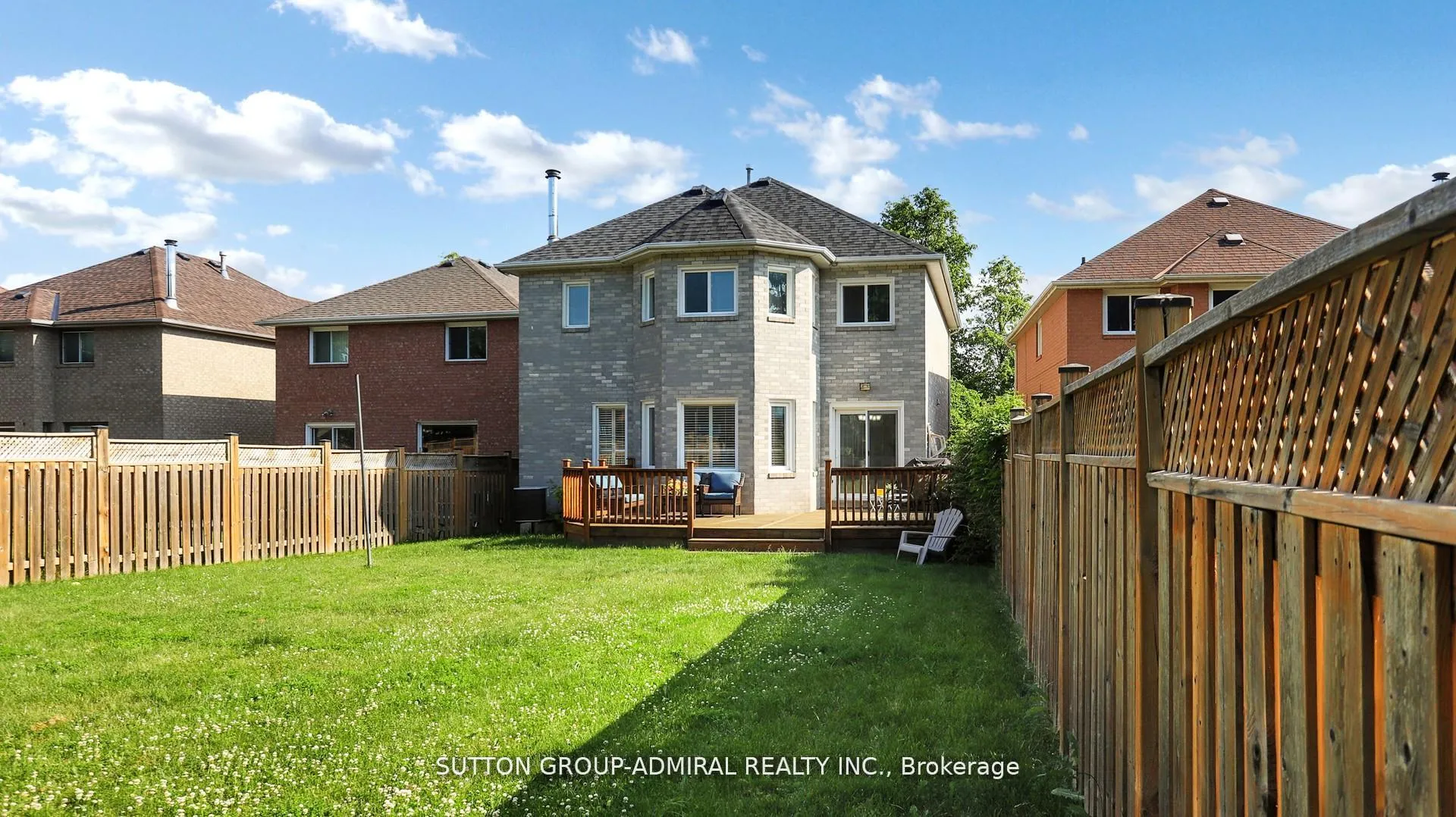 Photo 4 of 186 Westhampton Drive, Vaughan, Brownridge — HOMEH