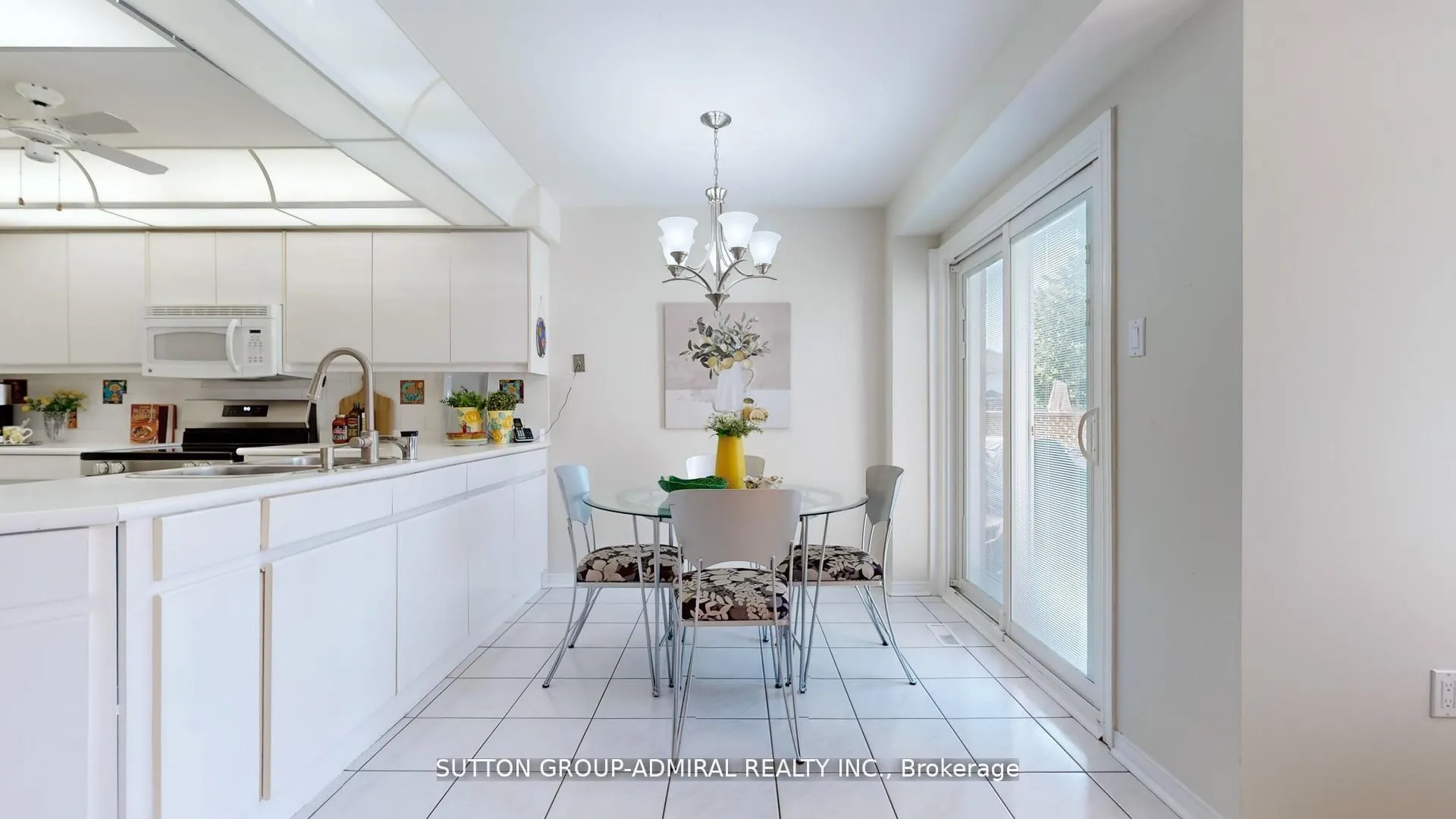 Photo 12 of 186 Westhampton Drive, Vaughan, Brownridge — HOMEH