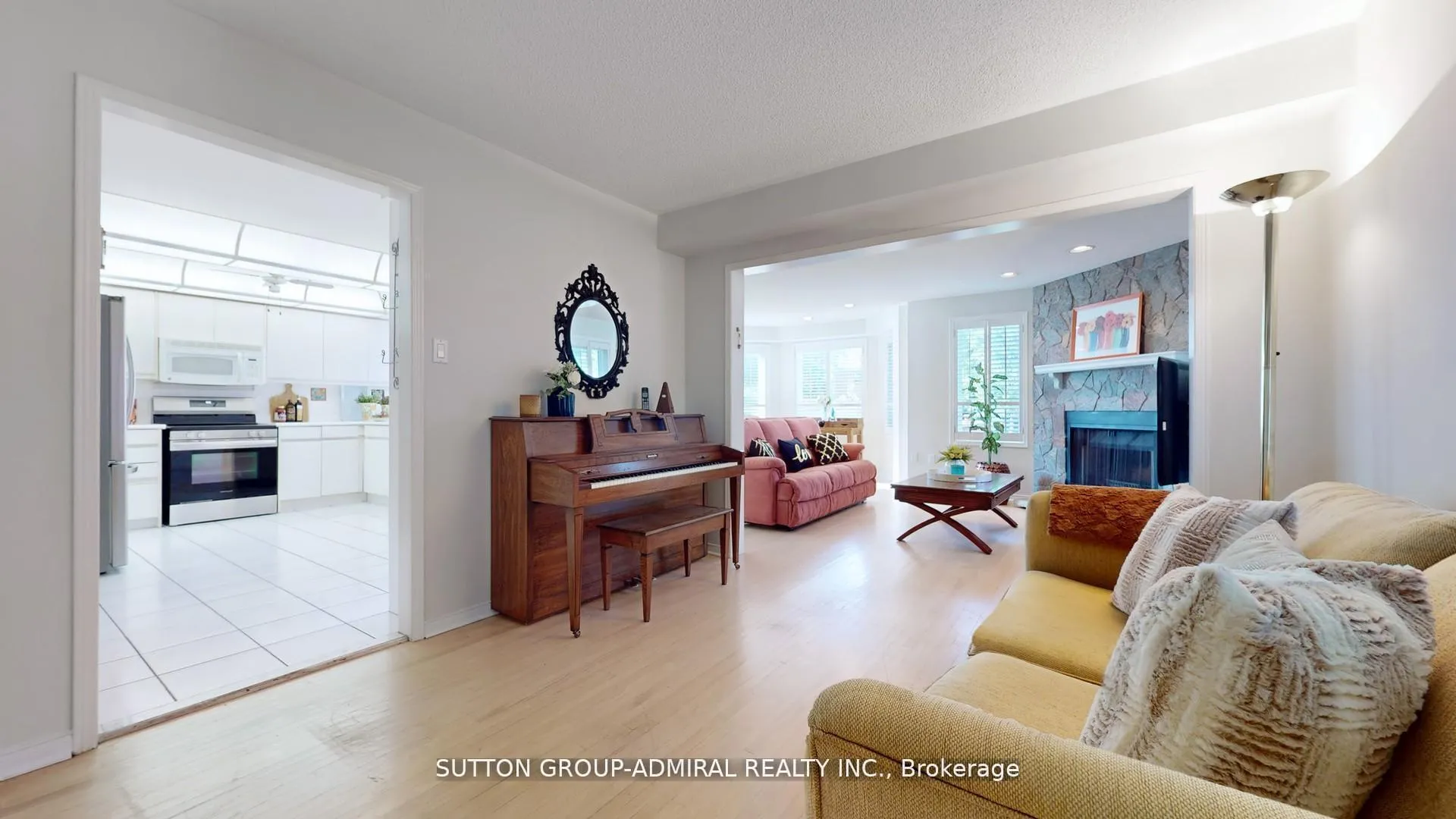 Photo 13 of 186 Westhampton Drive, Vaughan, Brownridge — HOMEH