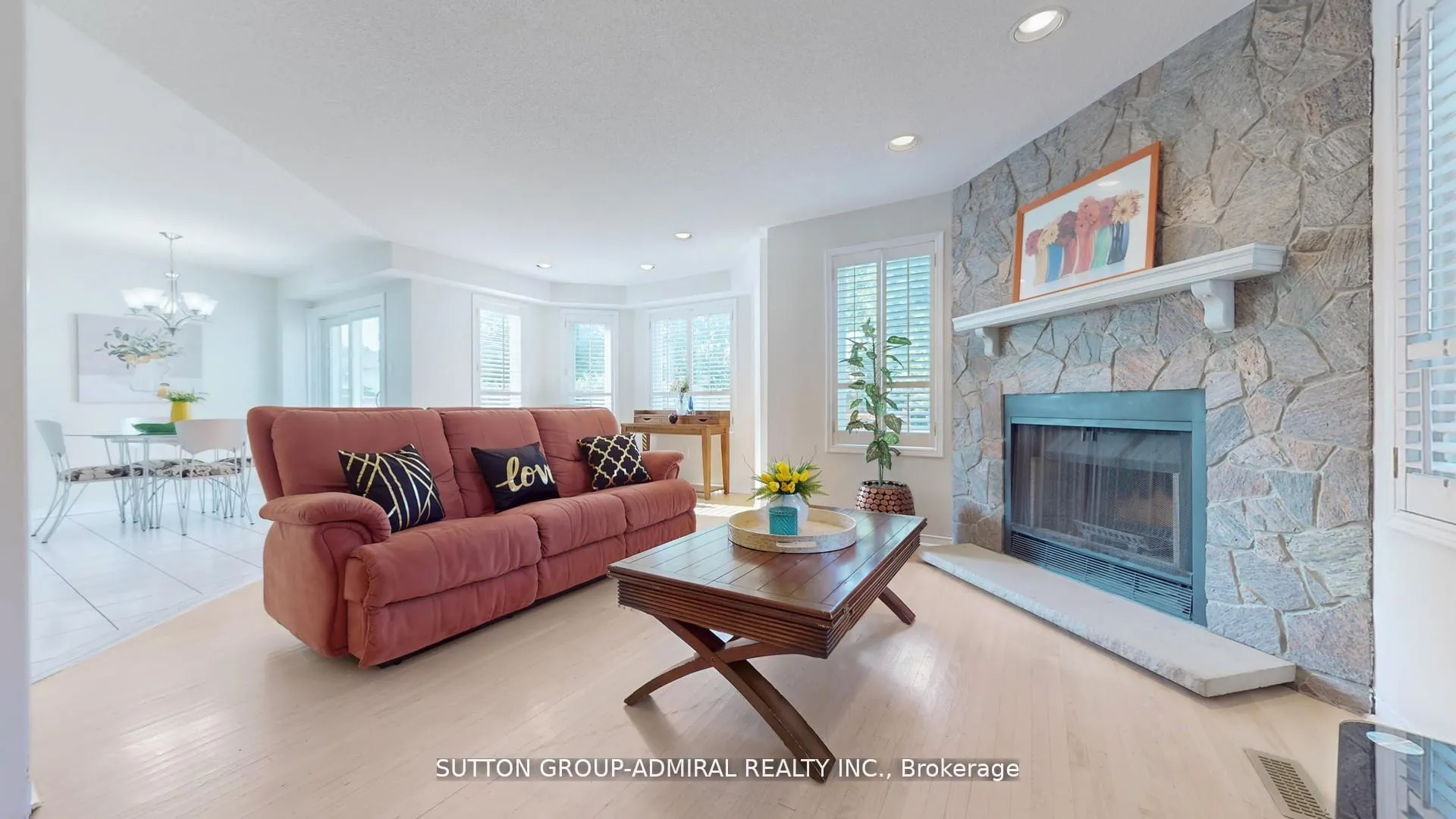 Photo 17 of 186 Westhampton Drive, Vaughan, Brownridge — HOMEH